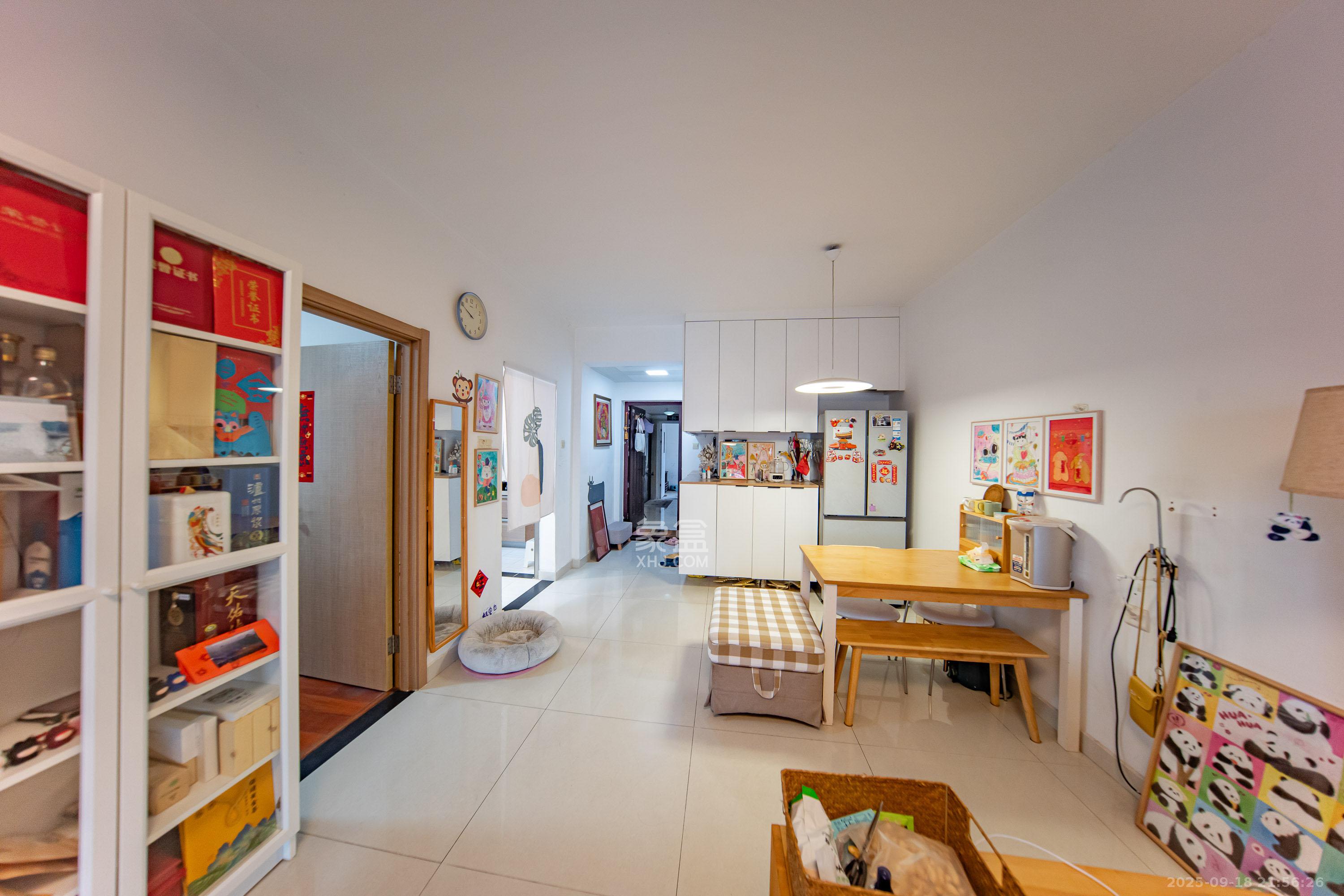 米兰春天 3室1厅1卫 48.0万 米兰春天 3室1厅1卫 48.0万客厅