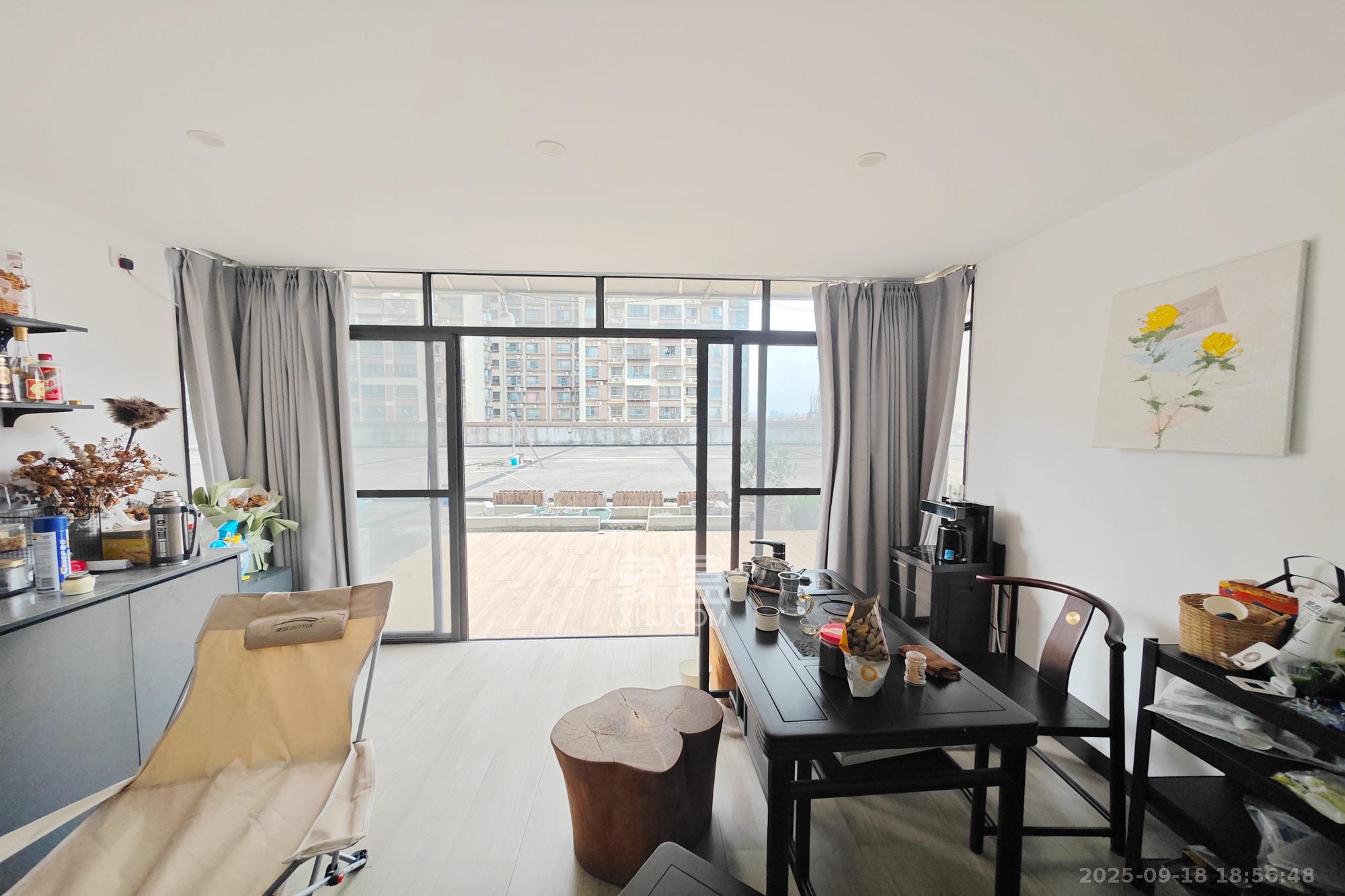 芒果天地(芒果雅苑) 3室2厅1卫 95.8万 芒果天地(芒果雅苑) 3室2厅1卫 95.8万阳台