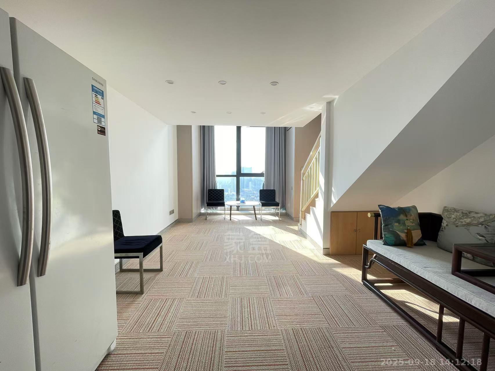 未来云环球中心 1室1厅1卫 2300.0元/月 未来云环球中心 1室1厅1卫 2300.0元/月室内图