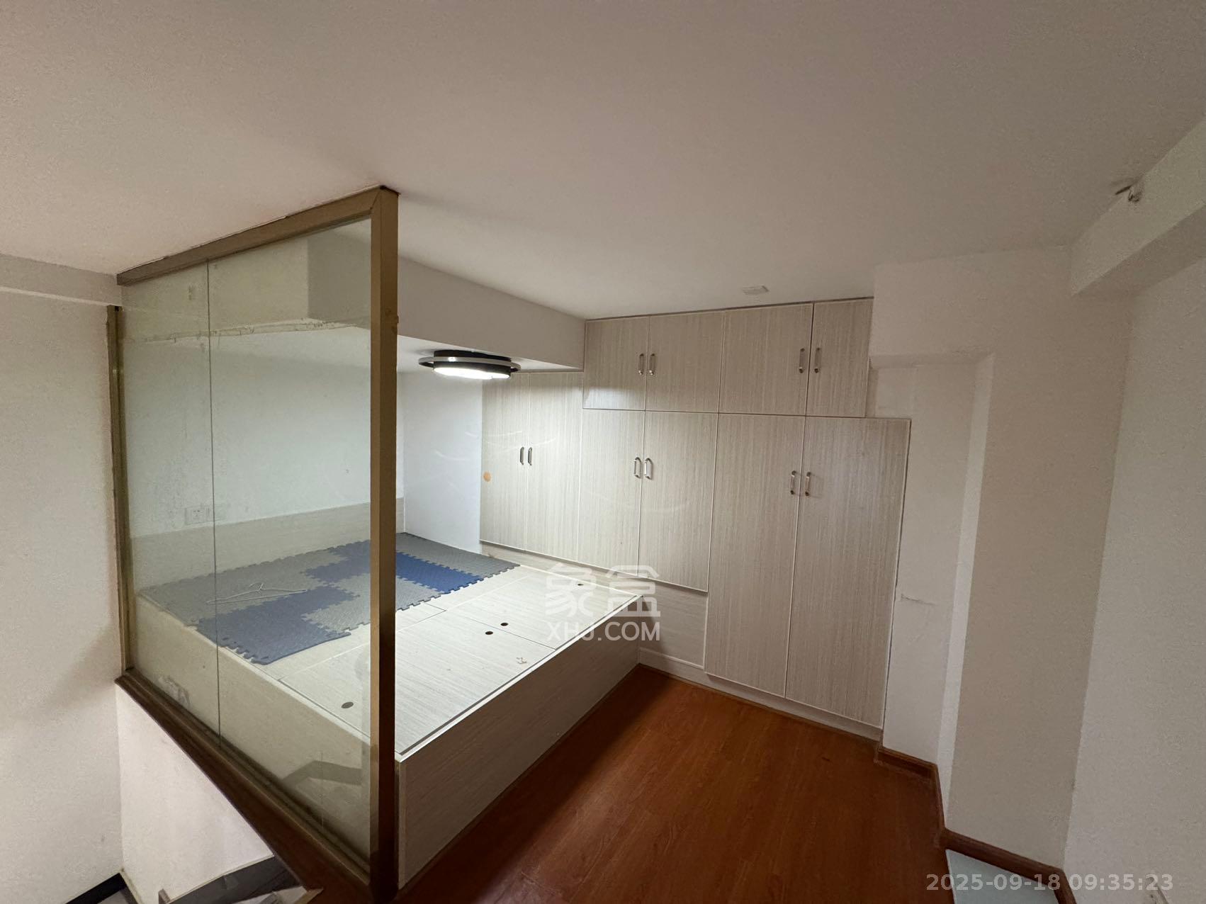 裕天国际商汇中心 2室1厅1卫 1800.0元/月 裕天国际商汇中心 2室1厅1卫 1800.0元/月室内图