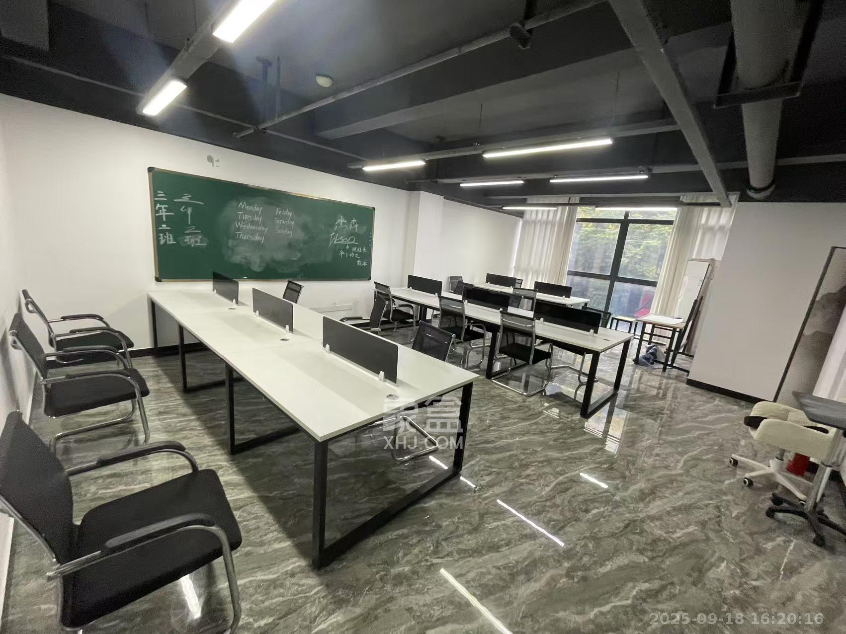 兴工国际产业园 1室0厅0卫 5000.0元/月 兴工国际产业园 1室0厅0卫 5000.0元/月室内图