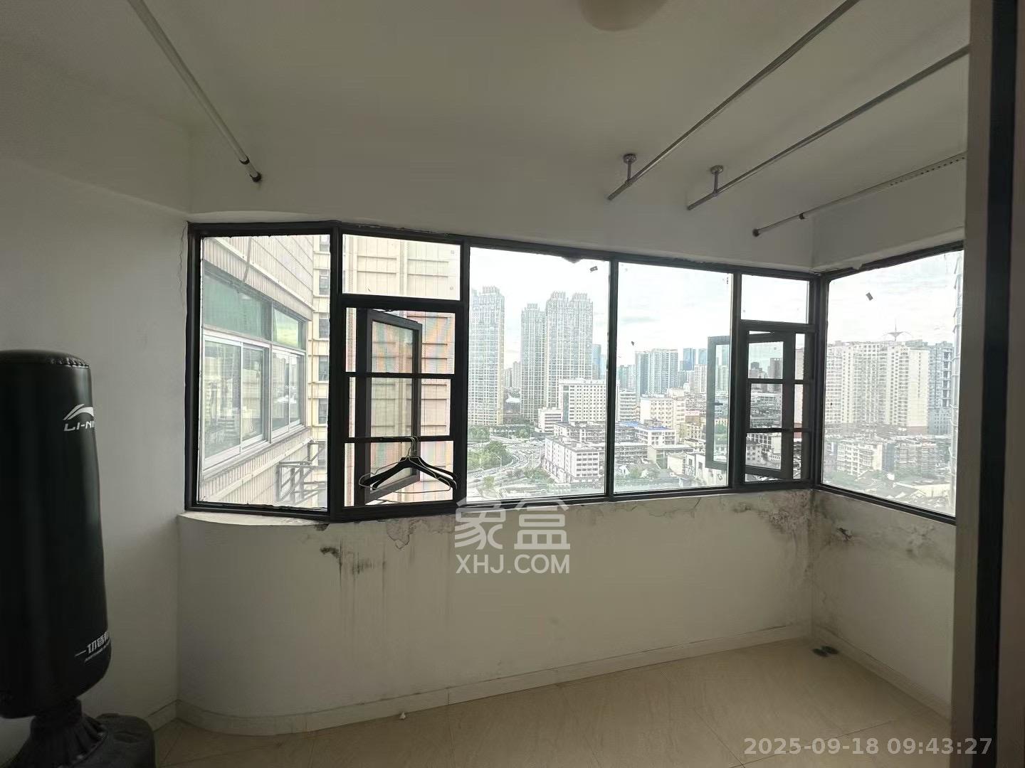 汇源大厦 3室2厅2卫 4500.0元/月 汇源大厦 3室2厅2卫 4500.0元/月室内图