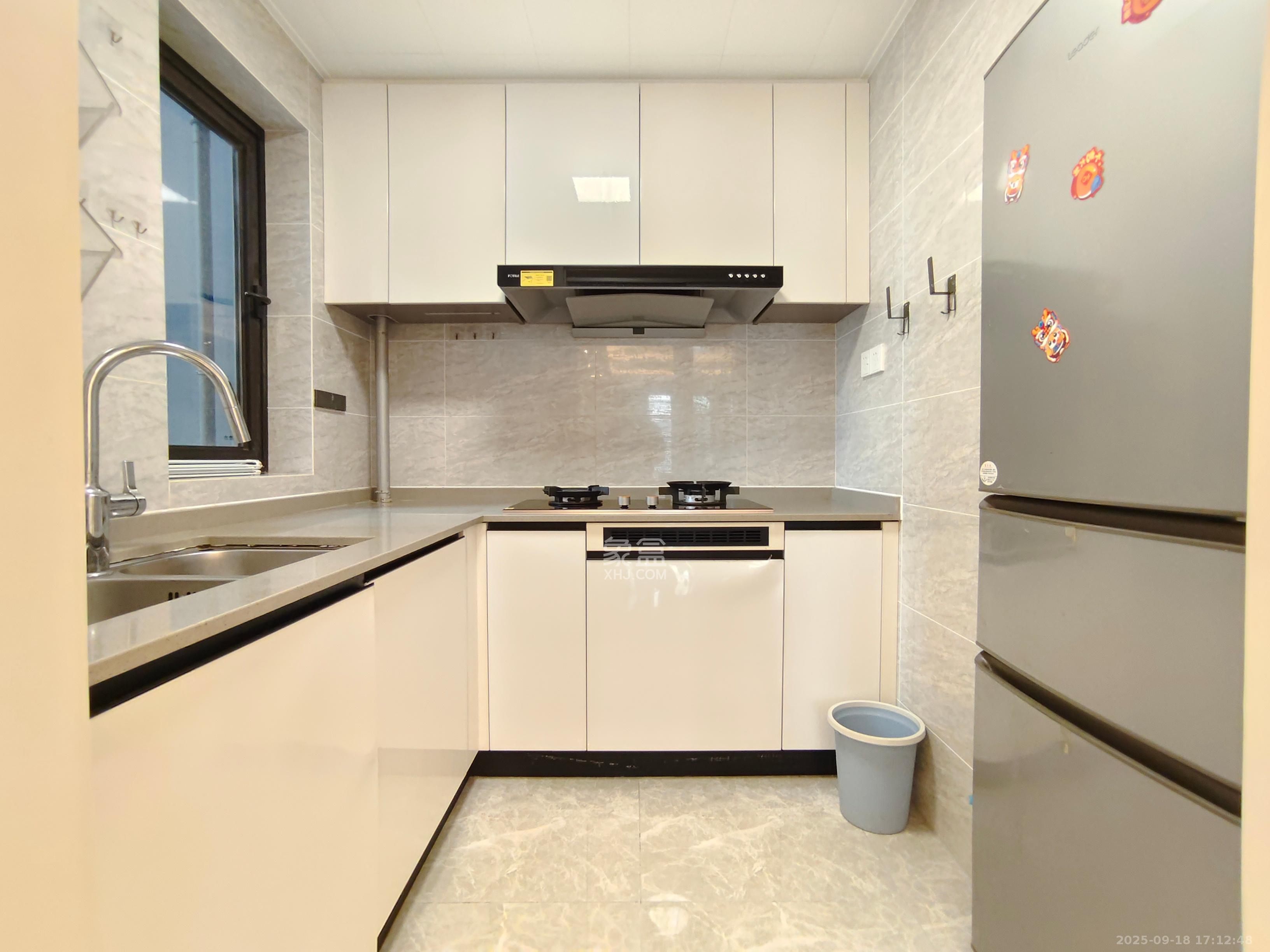 万科金色梦想B区 3室2厅2卫 3000.0元/月 万科金色梦想B区 3室2厅2卫 3000.0元/月室内图