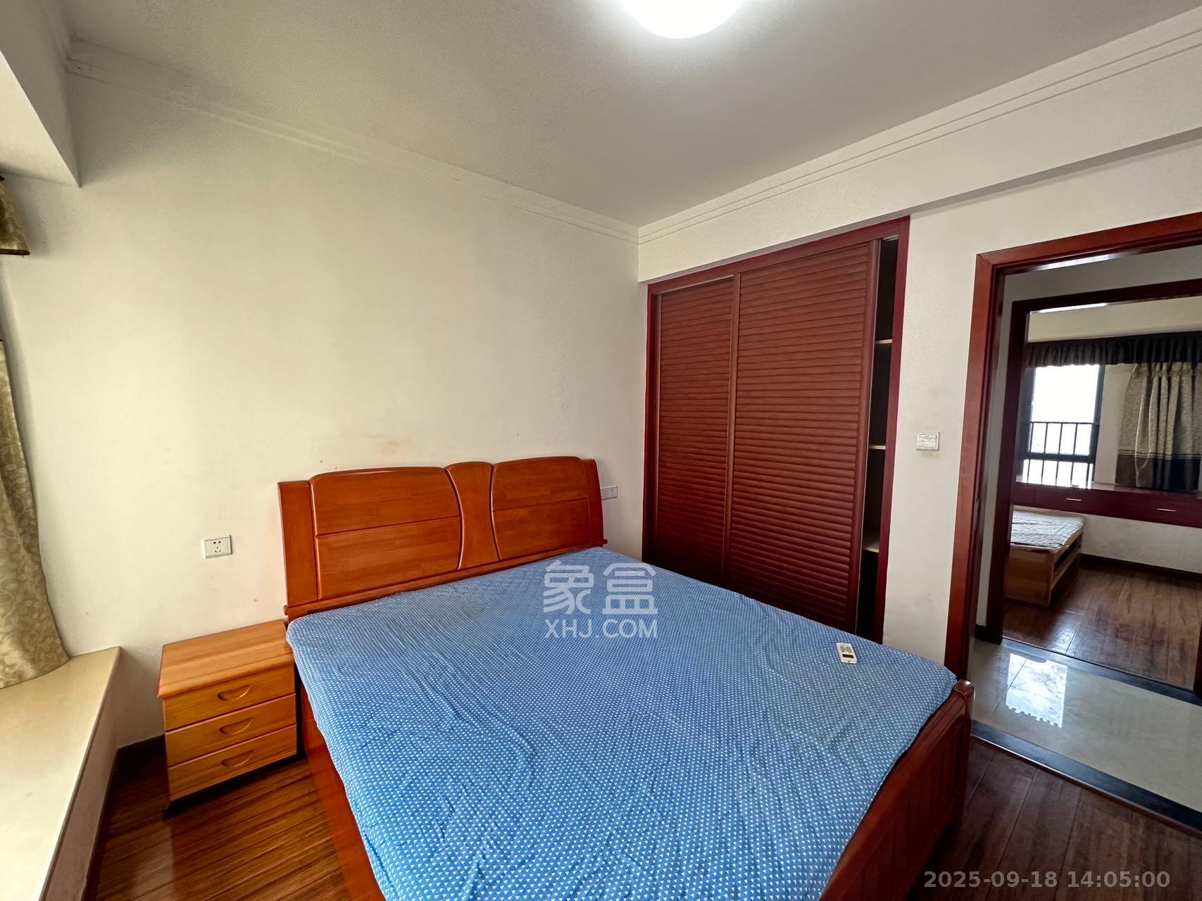 香樟兰亭(朗峰苑) 3室2厅1卫 2400.0元/月 香樟兰亭(朗峰苑) 3室2厅1卫 2400.0元/月室内图