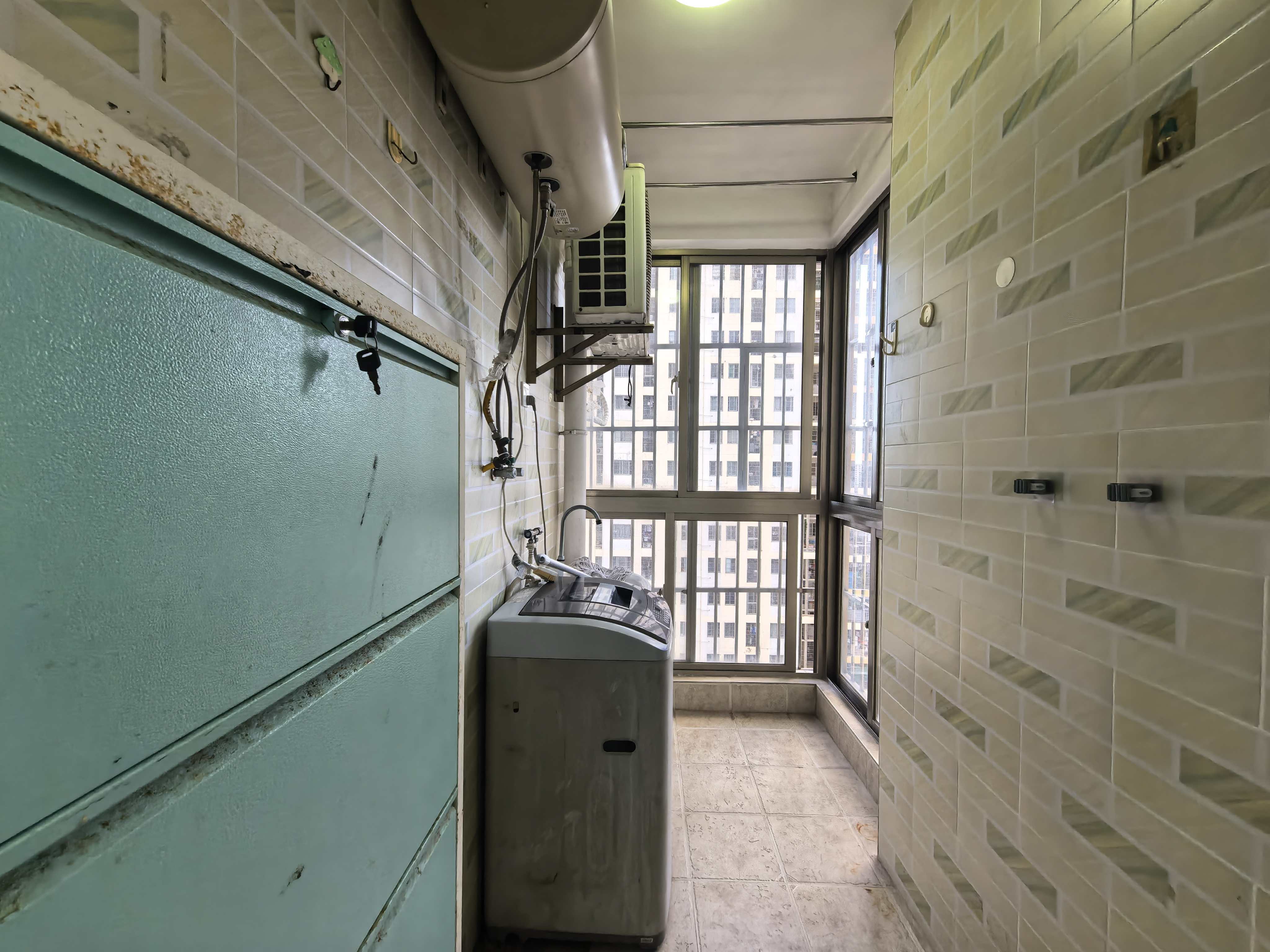 水岸阳光B小区  2室1厅1卫    1800.0元/月室内图