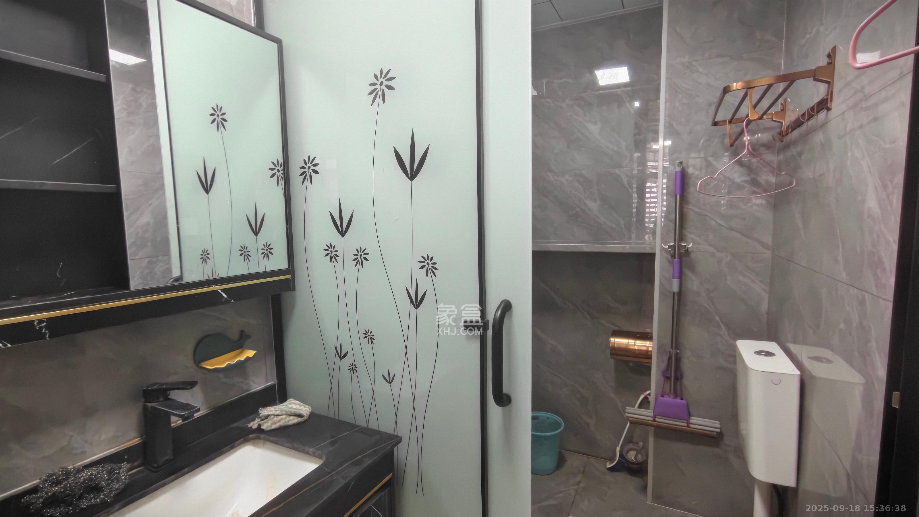 辉宏橄榄城 1室1厅1卫 1500.0元/月 辉宏橄榄城 1室1厅1卫 1500.0元/月室内图