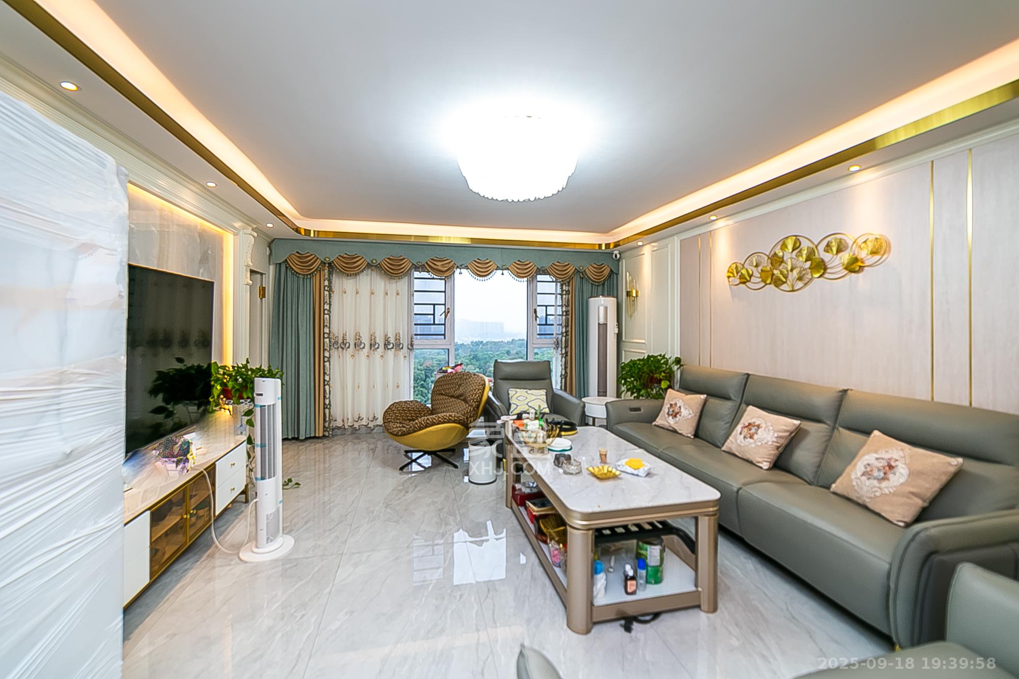 湘江锦绣  4室2厅2卫    178.0万