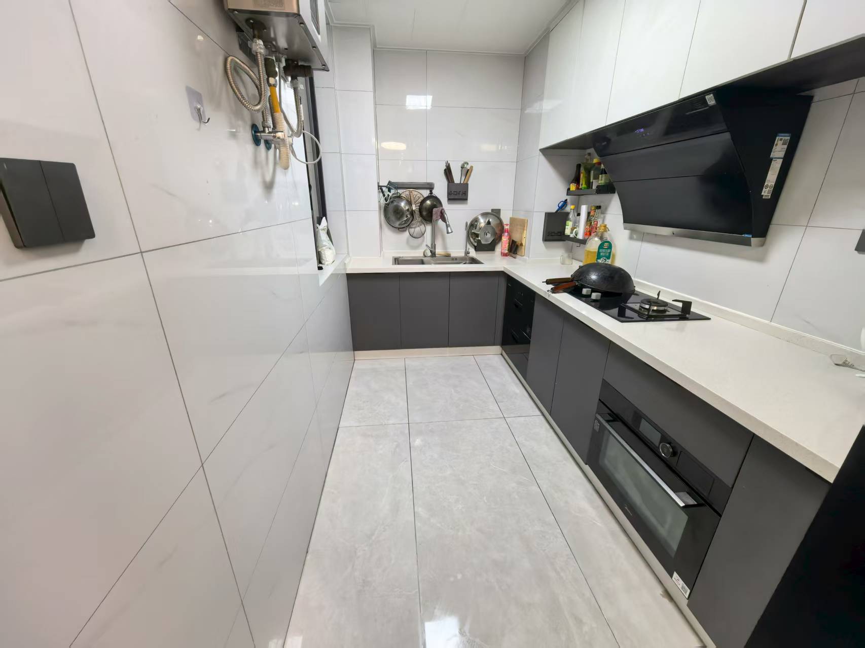 御景花园小区(娄底) 3室2厅2卫 63.8万 御景花园小区(娄底) 3室2厅2卫 63.8万客厅