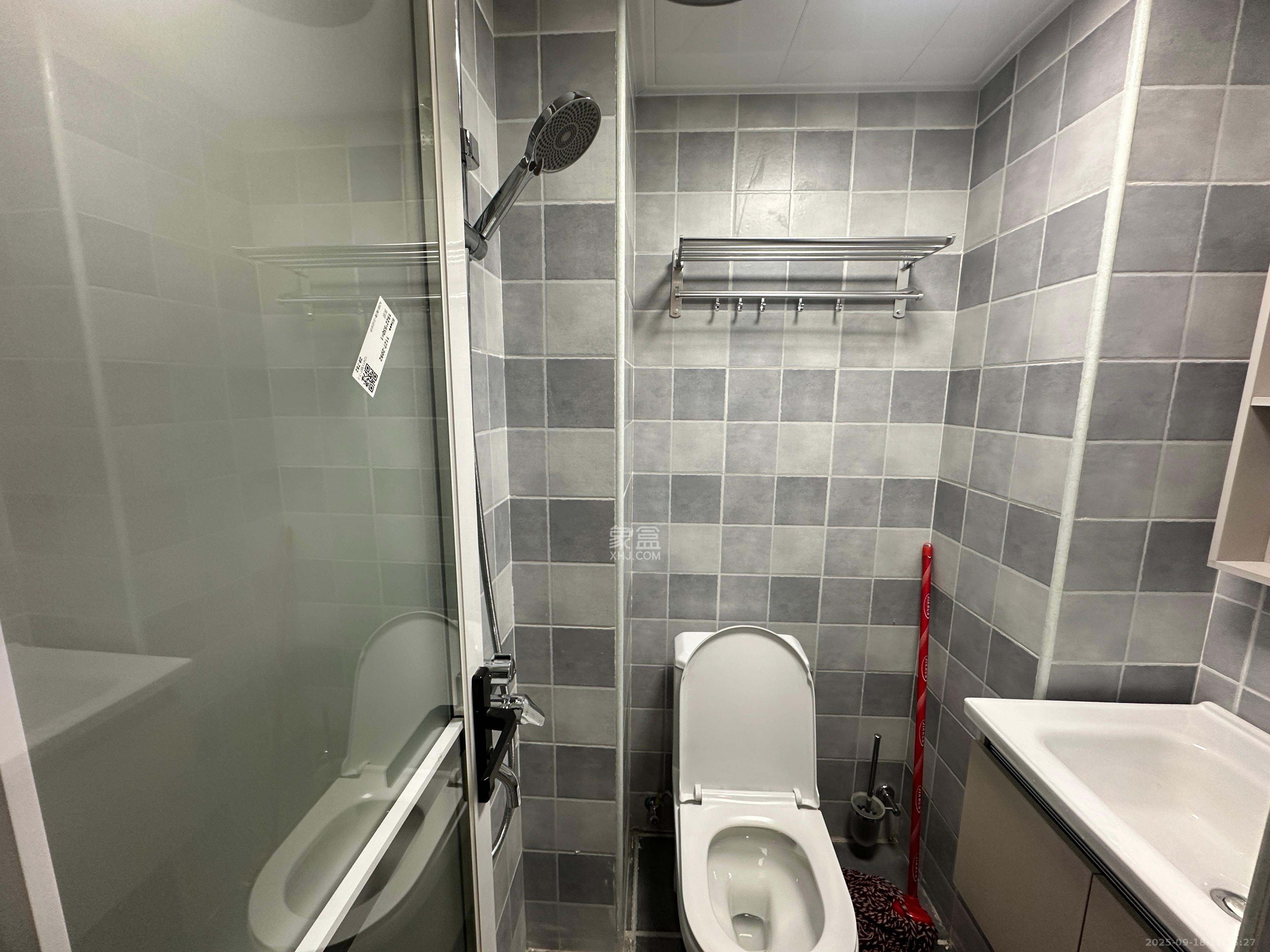 欧亚达国际广场  1室1厅1卫    1500.0元/月室内图