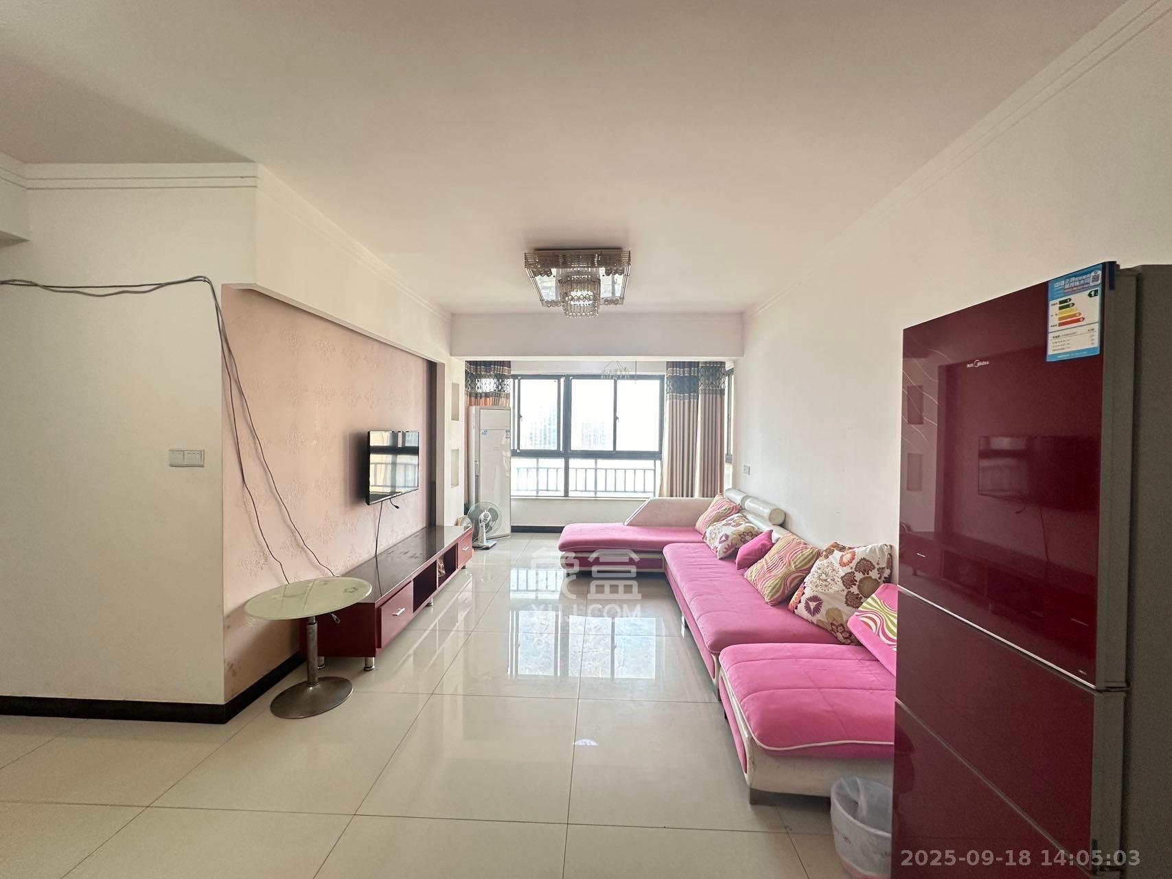 香樟兰亭（朗峰苑）  3室2厅1卫    2400.0元/月室内图