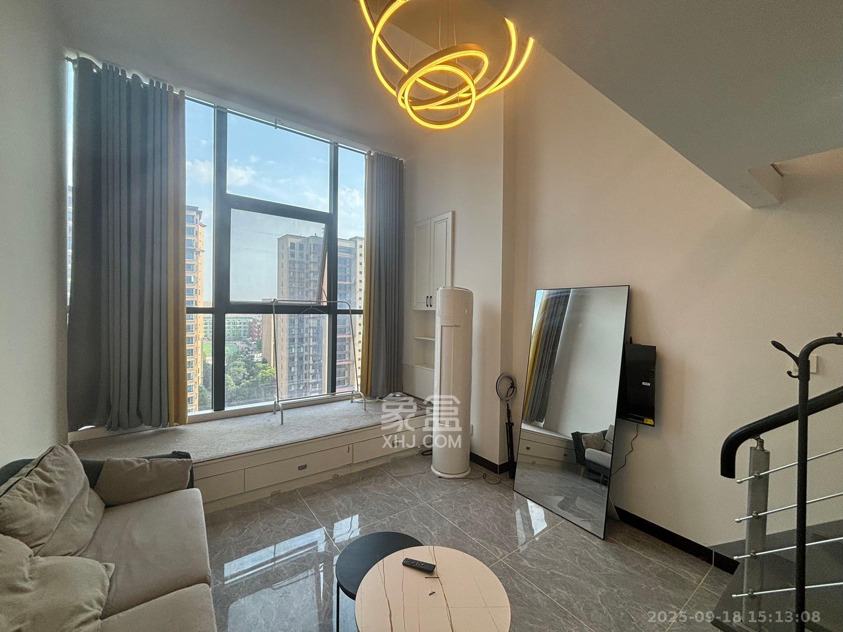 裕天国际商汇中心 1室1厅1卫 1600.0元/月 裕天国际商汇中心 1室1厅1卫 1600.0元/月室内图