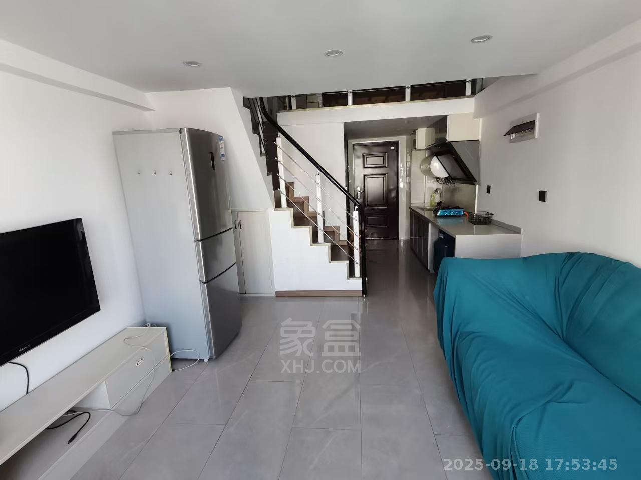 紫金华府  2室2厅1卫    1400.0元/月室内图