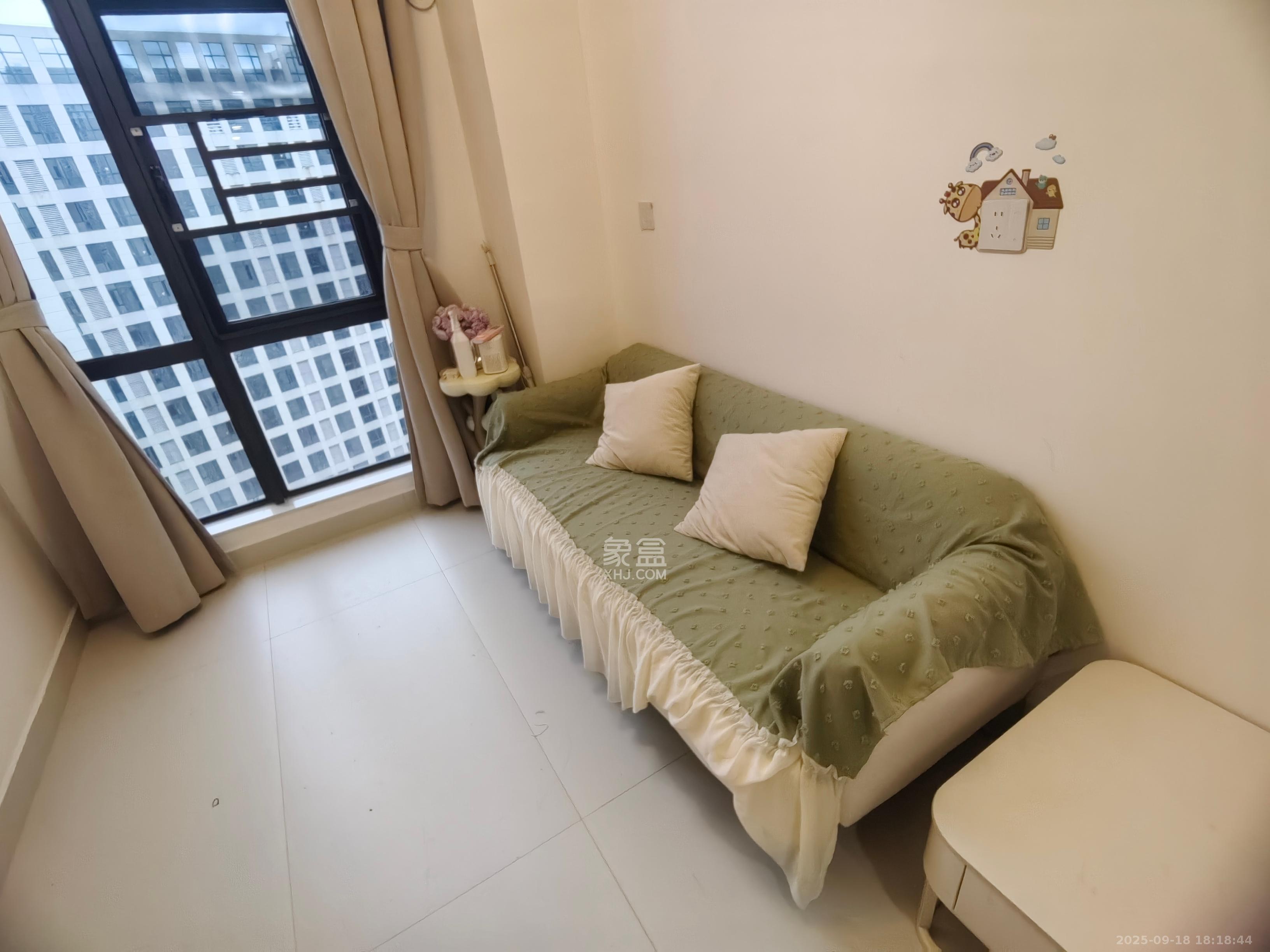 新长海尚都国际(海坤美寓) 1室1厅1卫 1600.0元/月 新长海尚都国际(海坤美寓) 1室1厅1卫 1600.0元/月室内图