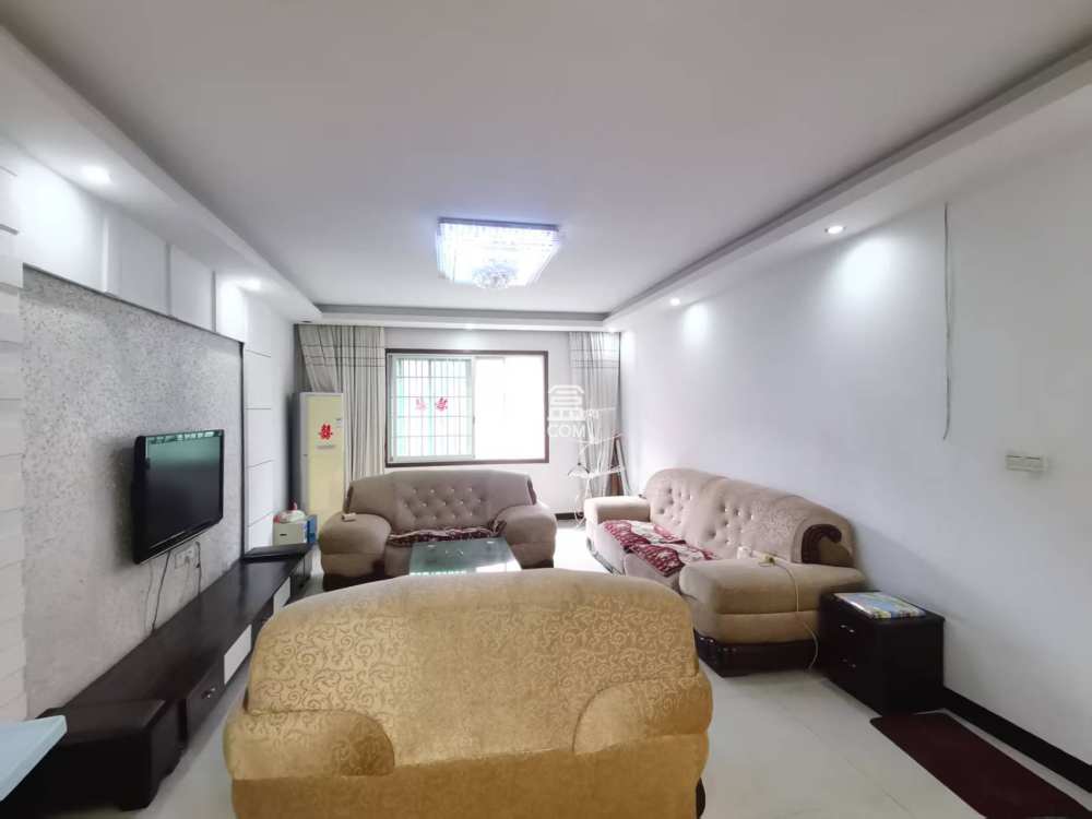 家园小区  4室2厅1卫   55.00万
