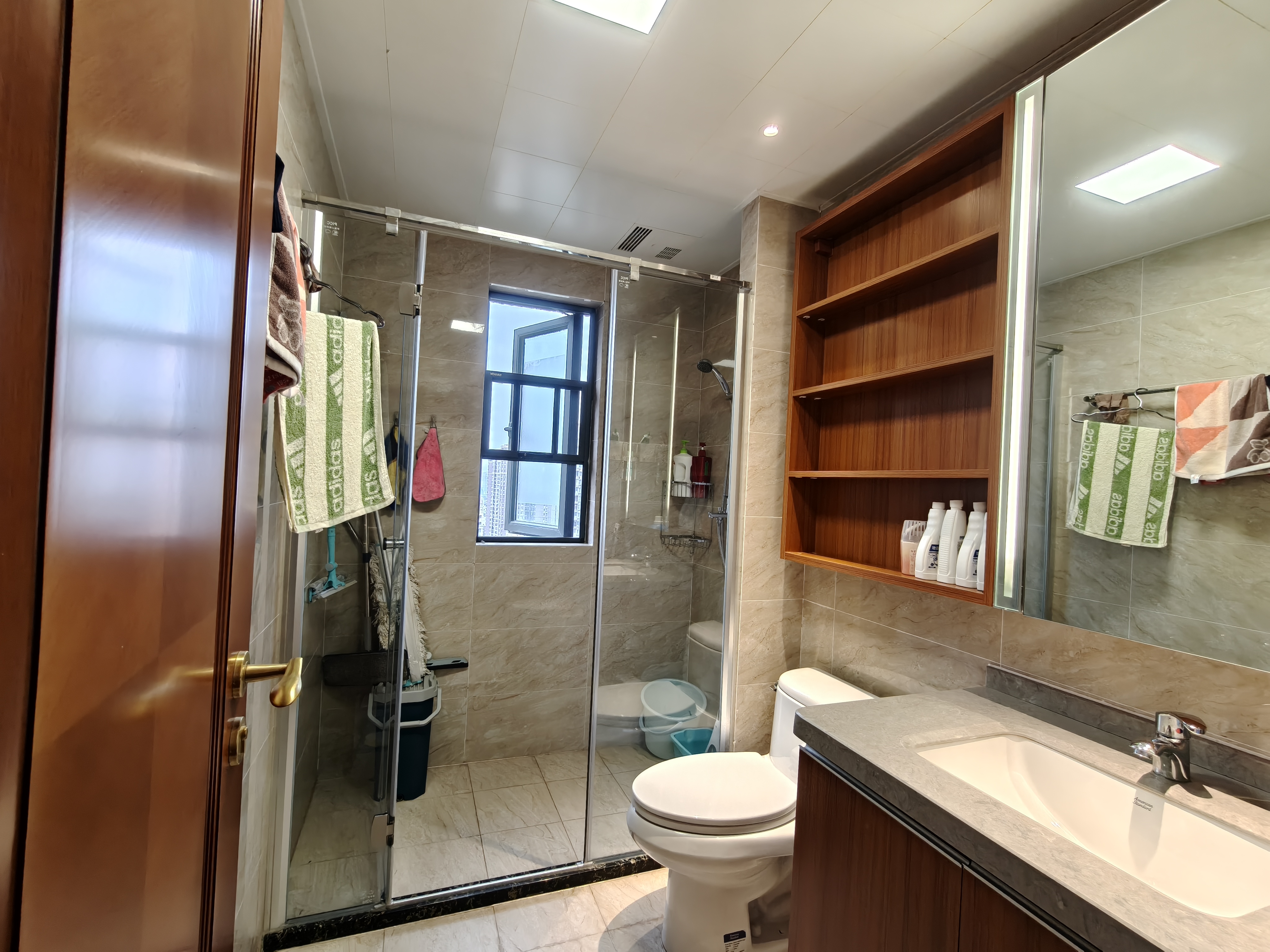 恒大华府 4室2厅2卫 116.8万 恒大华府 4室2厅2卫 116.8万室内图