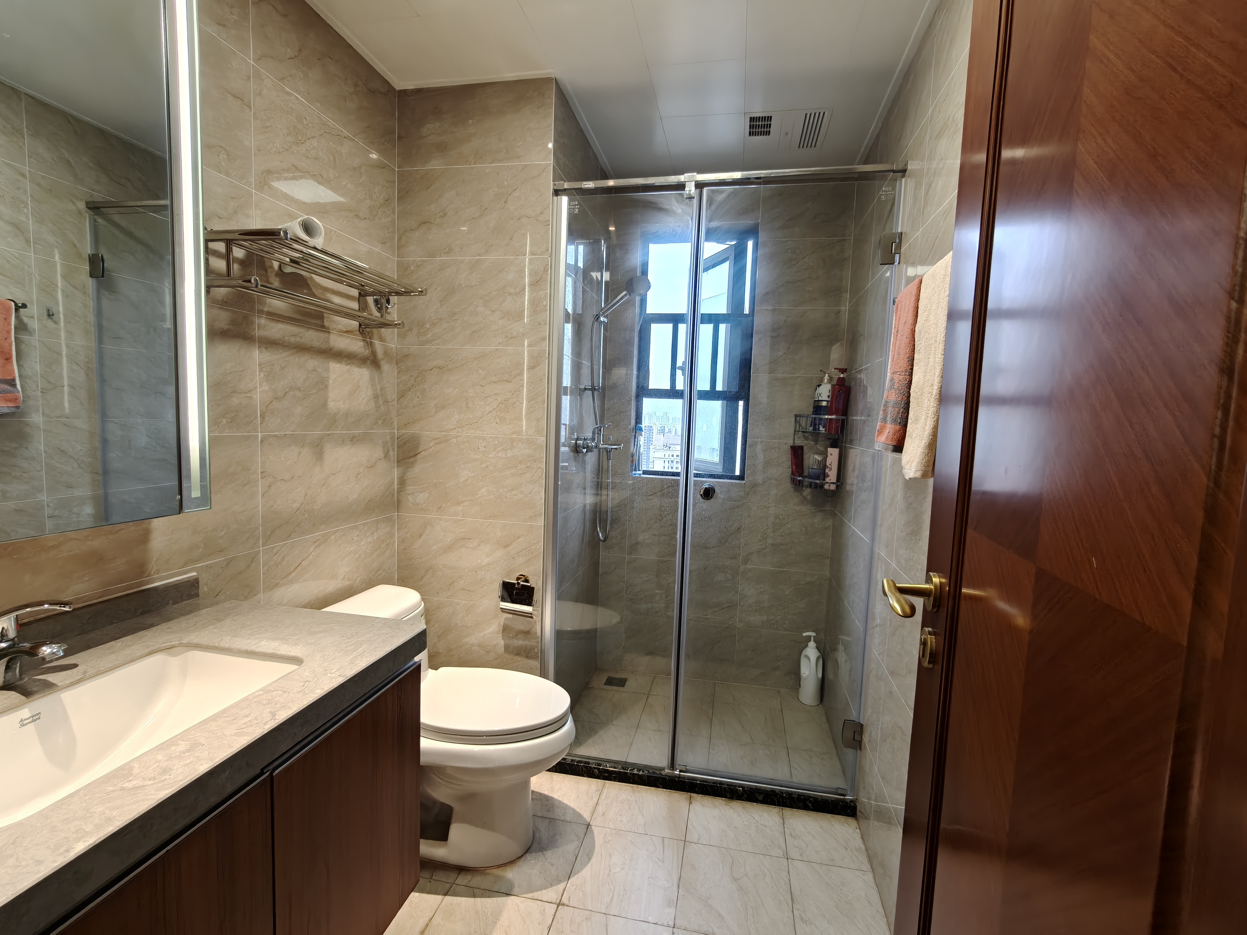 恒大华府 4室2厅2卫 116.8万 恒大华府 4室2厅2卫 116.8万室内图