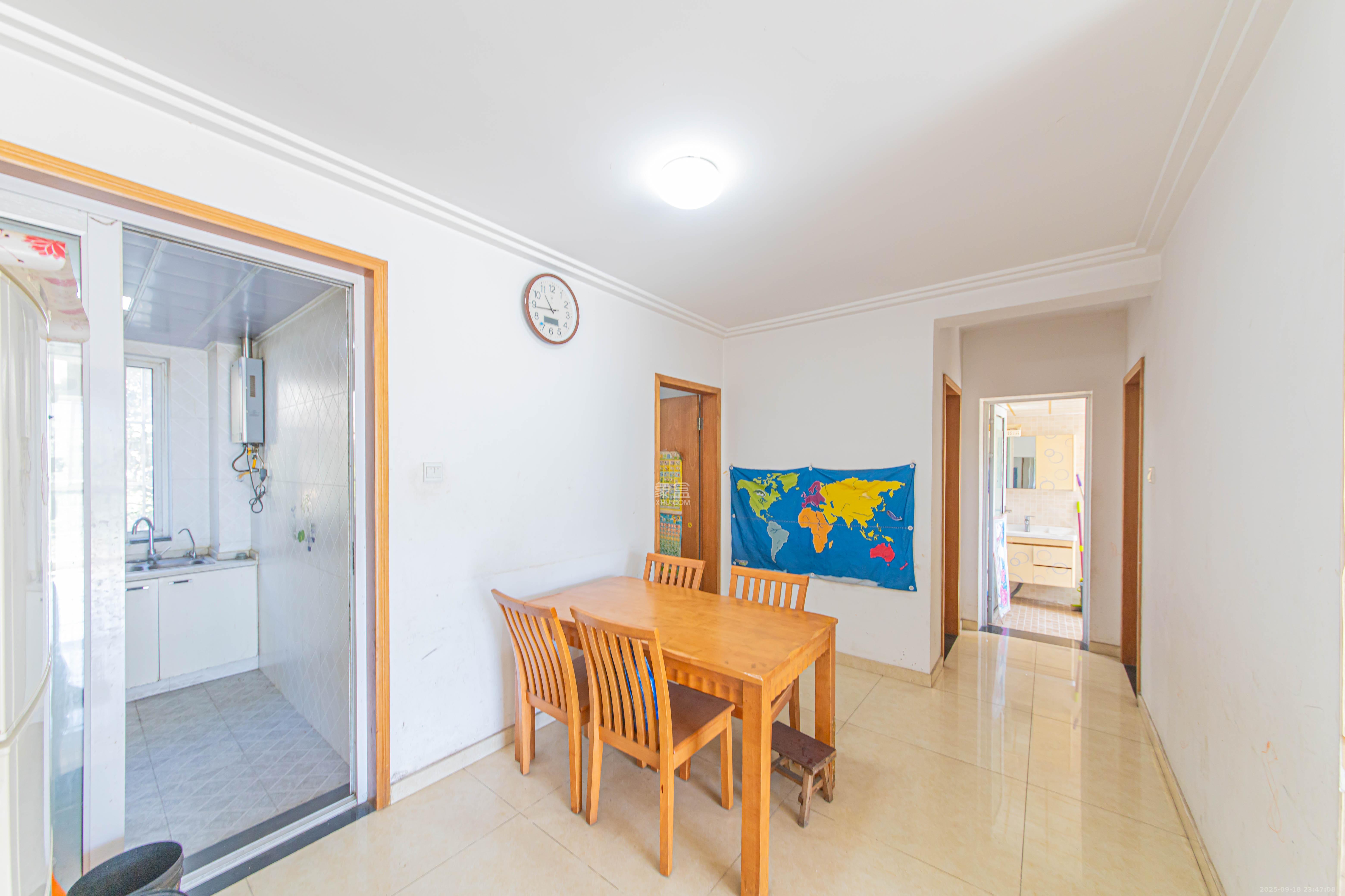 韶峰星苑（韶峰尚南UP公寓）  3室2厅1卫    48.0万客厅