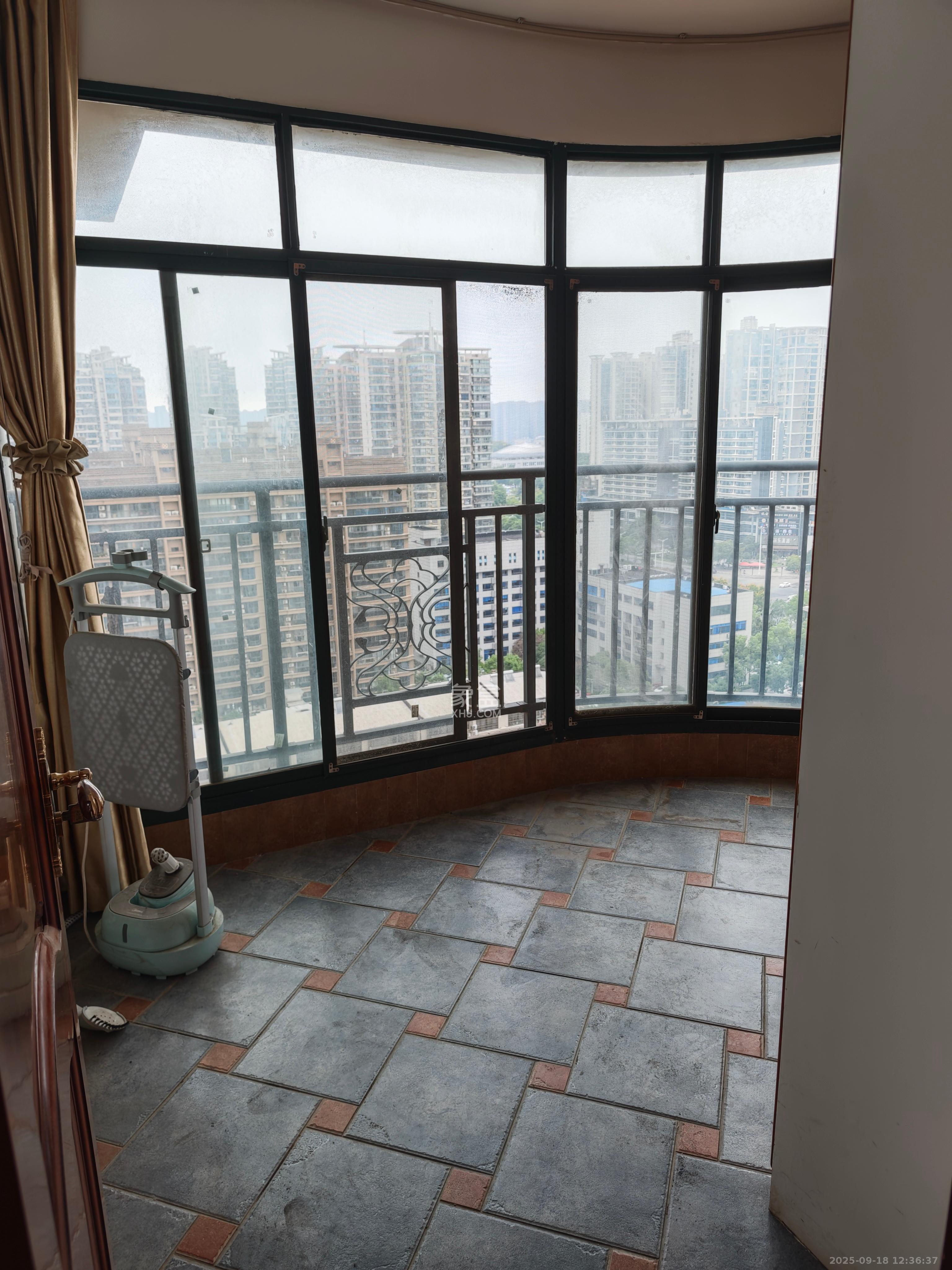 永祺西京  4室2厅2卫    4200.0元/月室内图