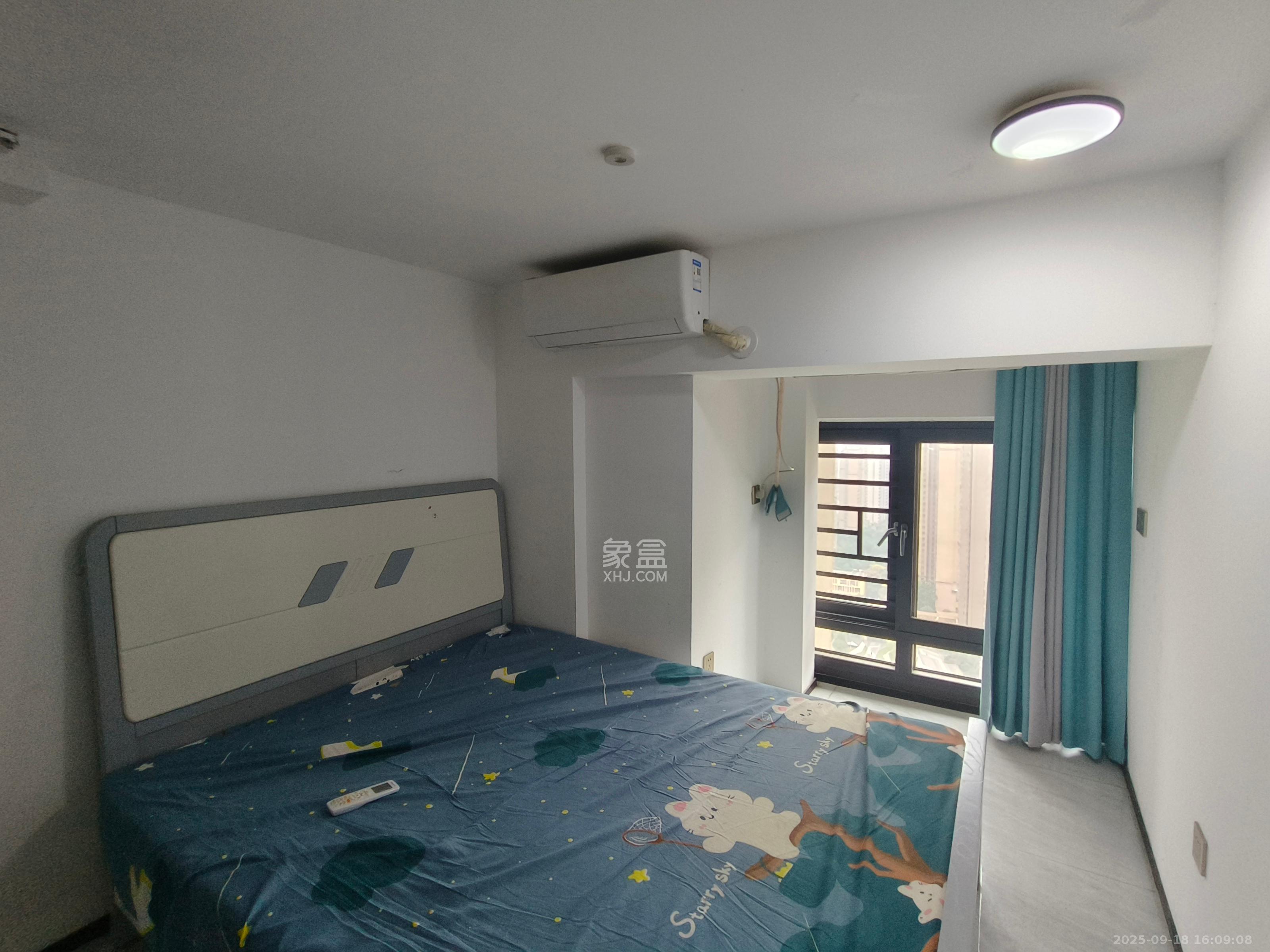 金地中交麓谷香颂(金地中交雅苑) 2室1厅1卫 1800.0元/月 金地中交麓谷香颂(金地中交雅苑) 2室1厅1卫 1800.0元/月室内图