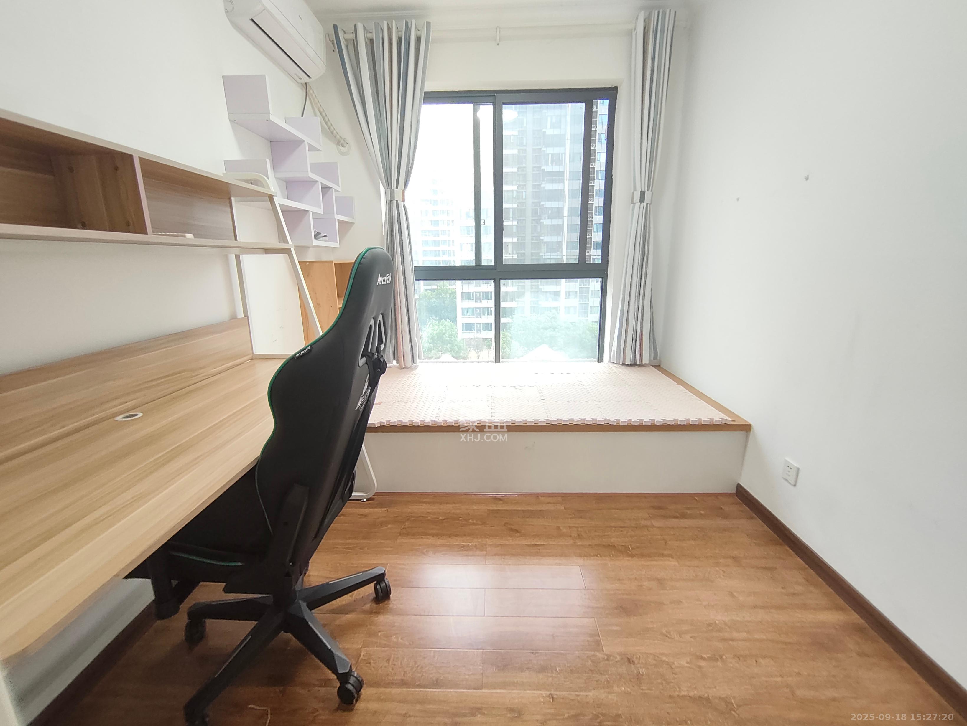 COCO蜜城 3室1厅1卫 2800.0元/月 COCO蜜城 3室1厅1卫 2800.0元/月室内图