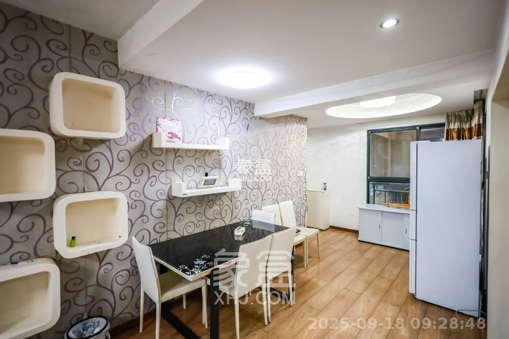 永祺西京 3室2厅2卫 2500.0元/月 永祺西京 3室2厅2卫 2500.0元/月室内图