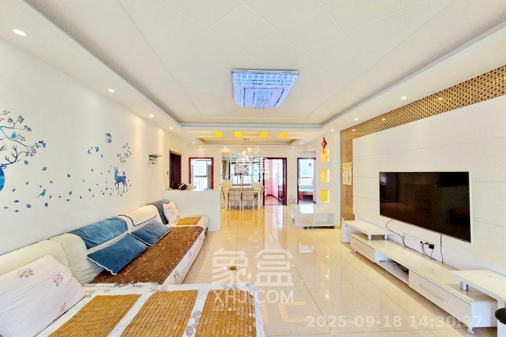 三江花中城 3室2厅1卫 3000.0元/月 三江花中城 3室2厅1卫 3000.0元/月室内图