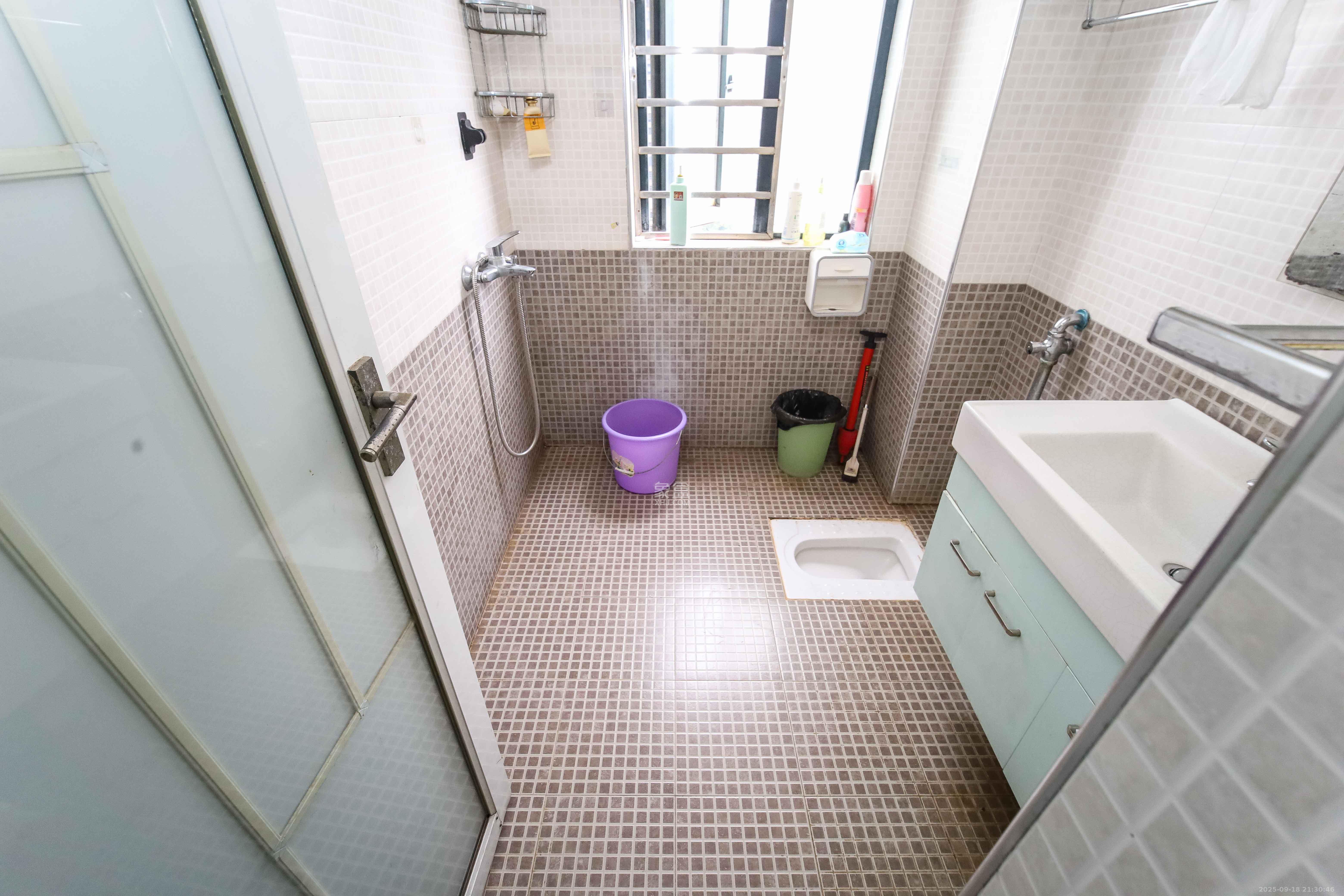 先锋东外滩  2室2厅1卫    69.8万卫生间