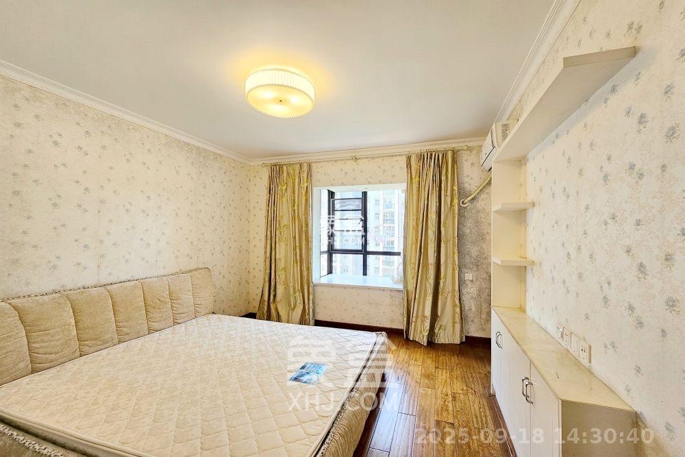 三江花中城  3室2厅1卫    3000.0元/月室内图