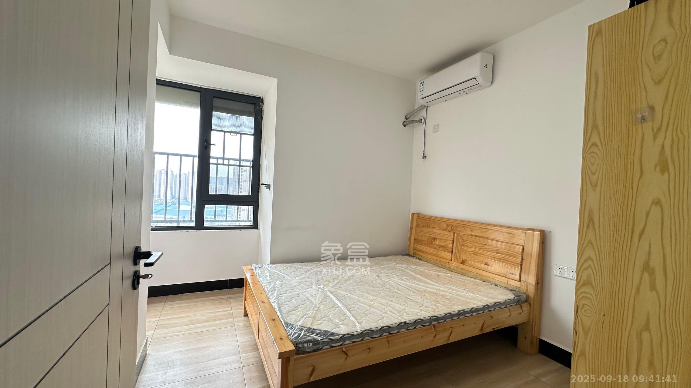 明发阅江悦府 3室2厅1卫 2300.0元/月 明发阅江悦府 3室2厅1卫 2300.0元/月室内图