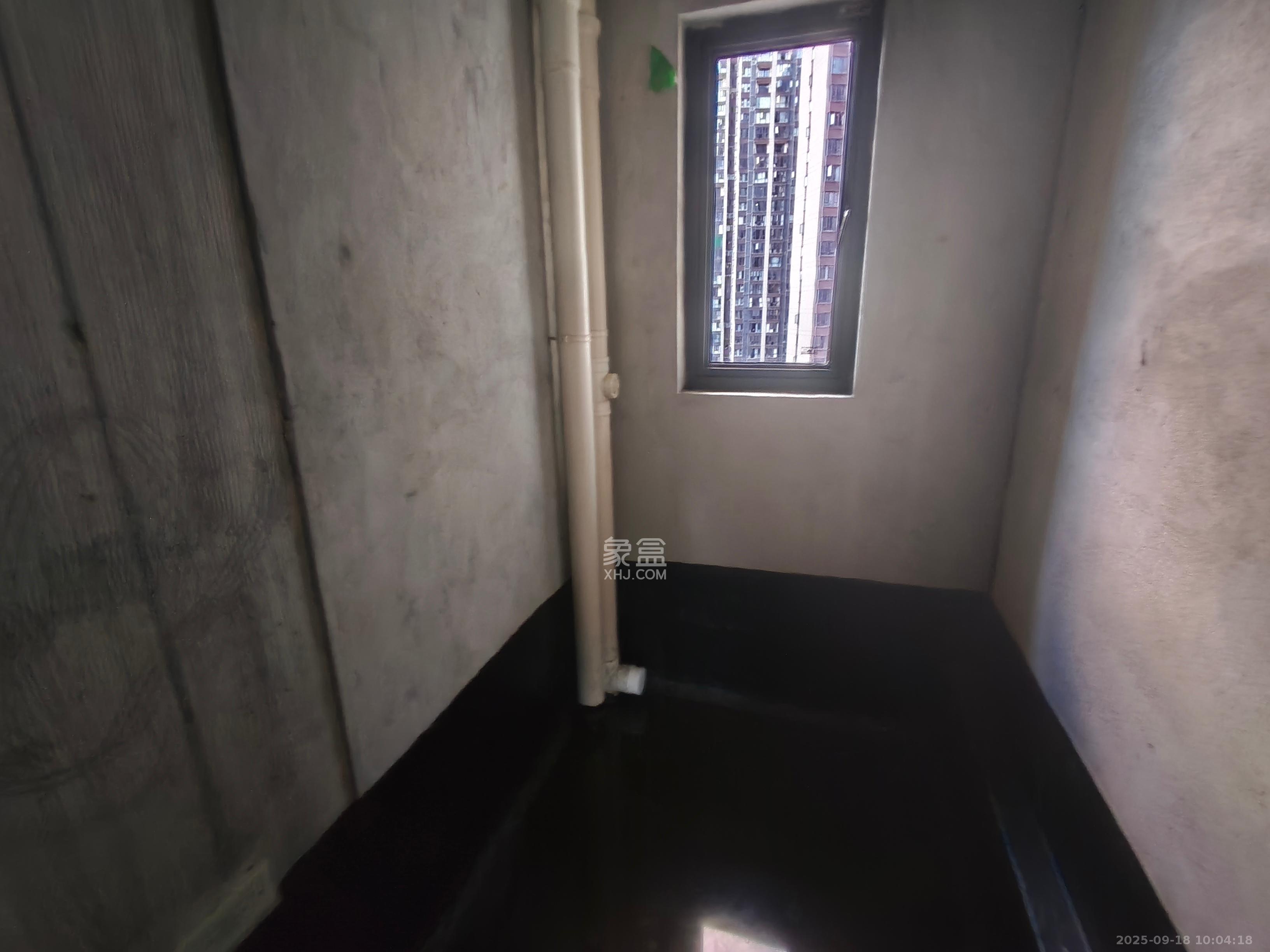 中建钰和城  4室2厅2卫    1500.0元/月室内图