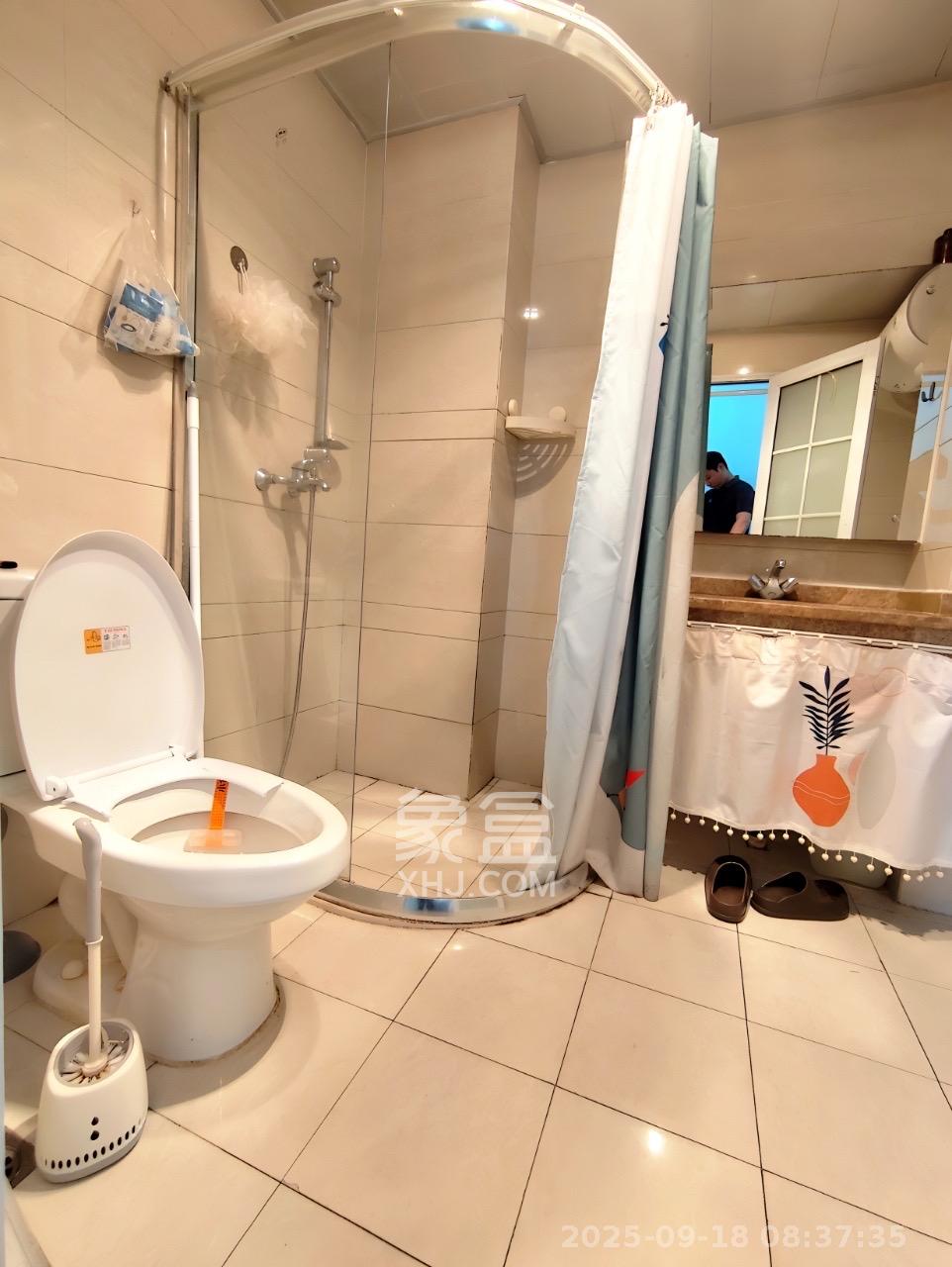 西子一间  2室2厅1卫    2300.0元/月 西子一间  2室2厅1卫    2300.0元/月室内图