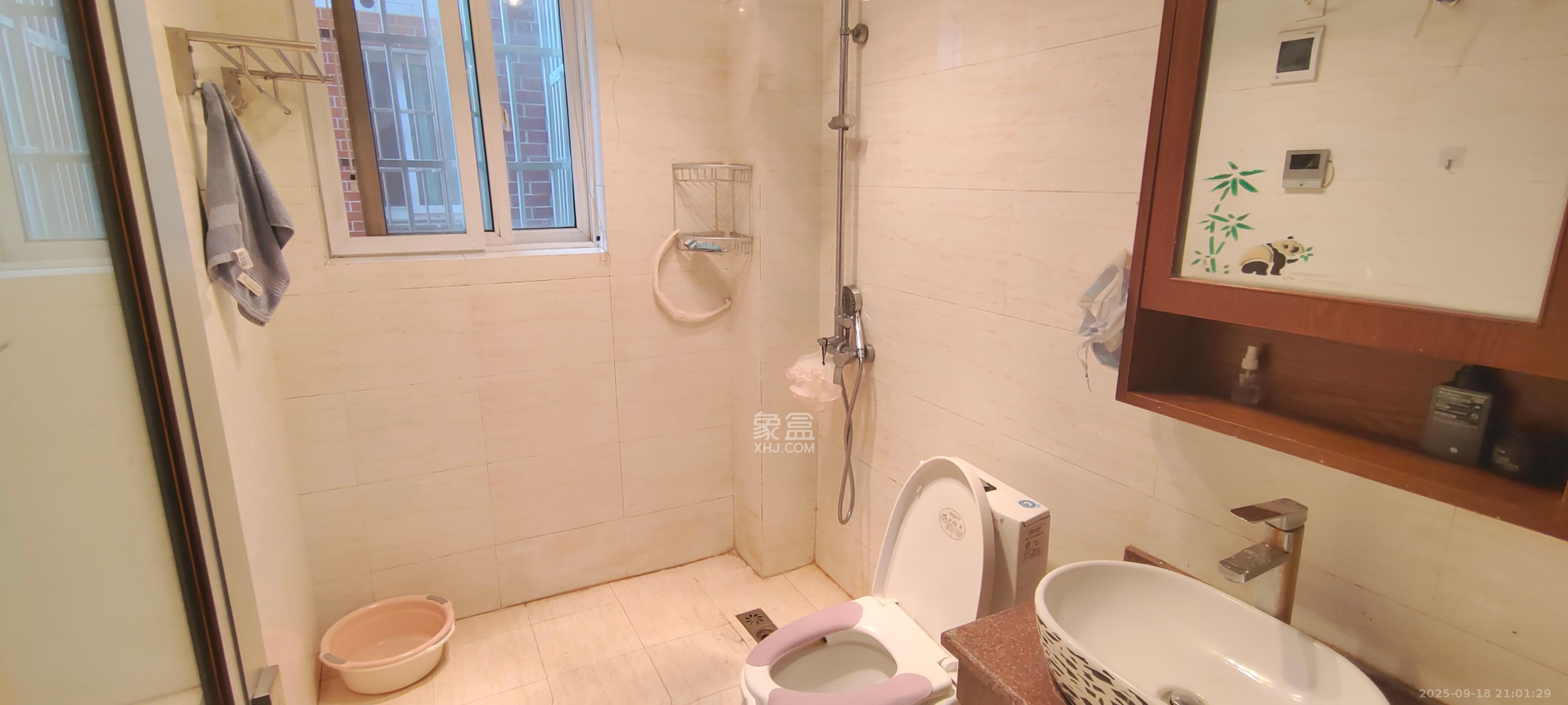 长丰星城  3室2厅2卫    1300.0元/月室内图