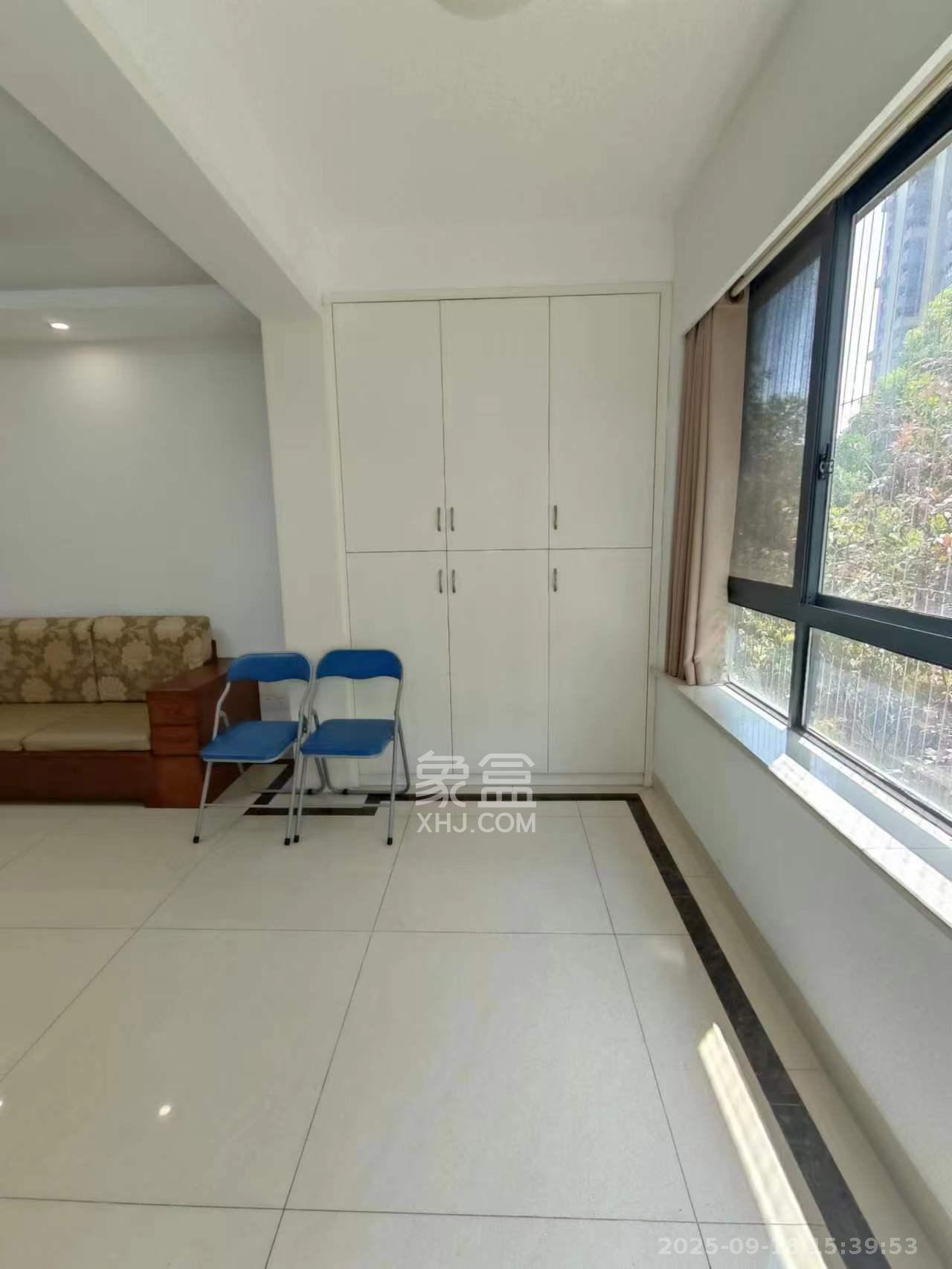 长房时代城  3室2厅1卫    2300.0元/月 长房时代城  3室2厅1卫    2300.0元/月室内图