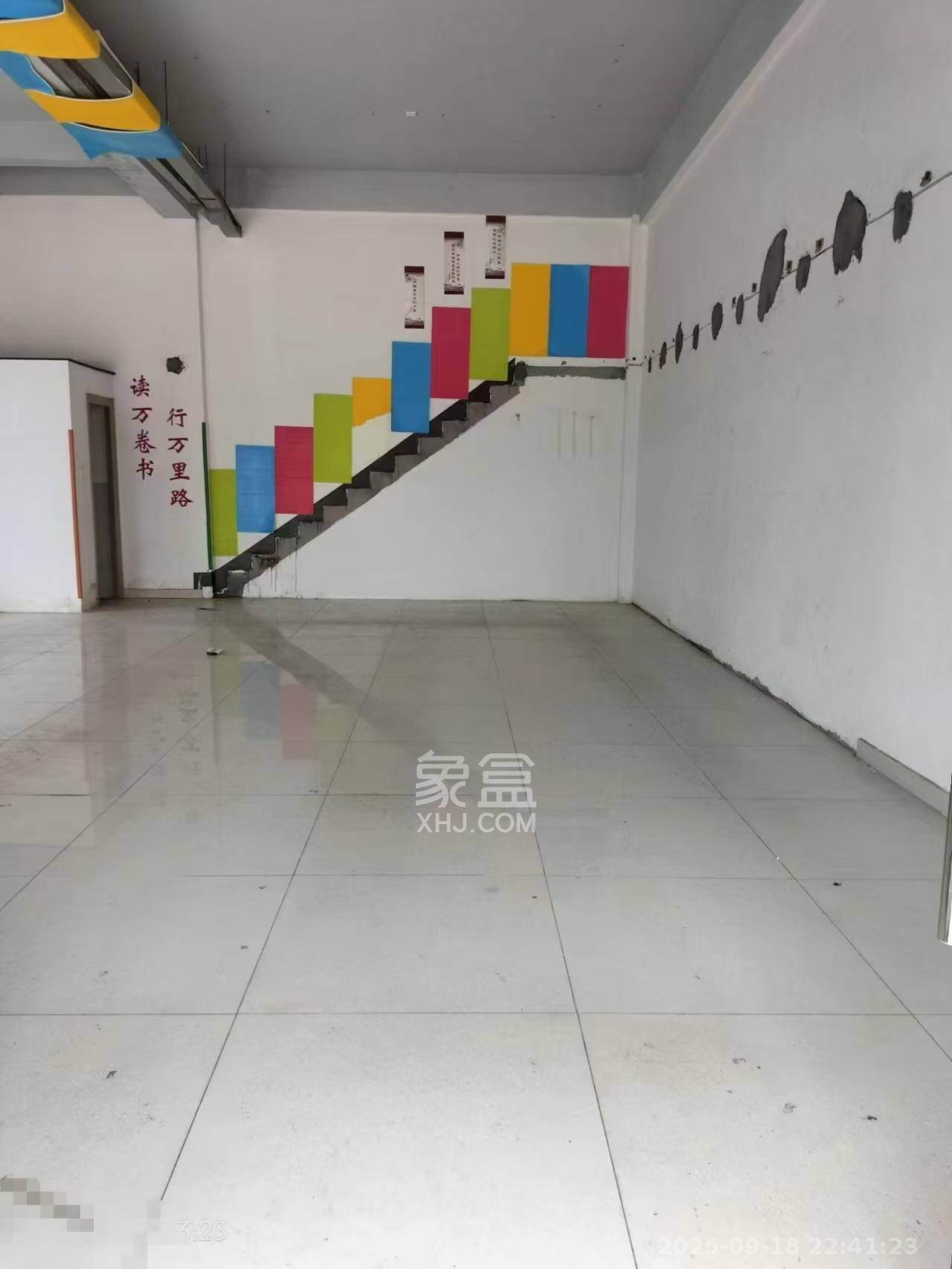 财汇新天地（财汇商务广场）   41.05㎡      4000.0元/月室内图