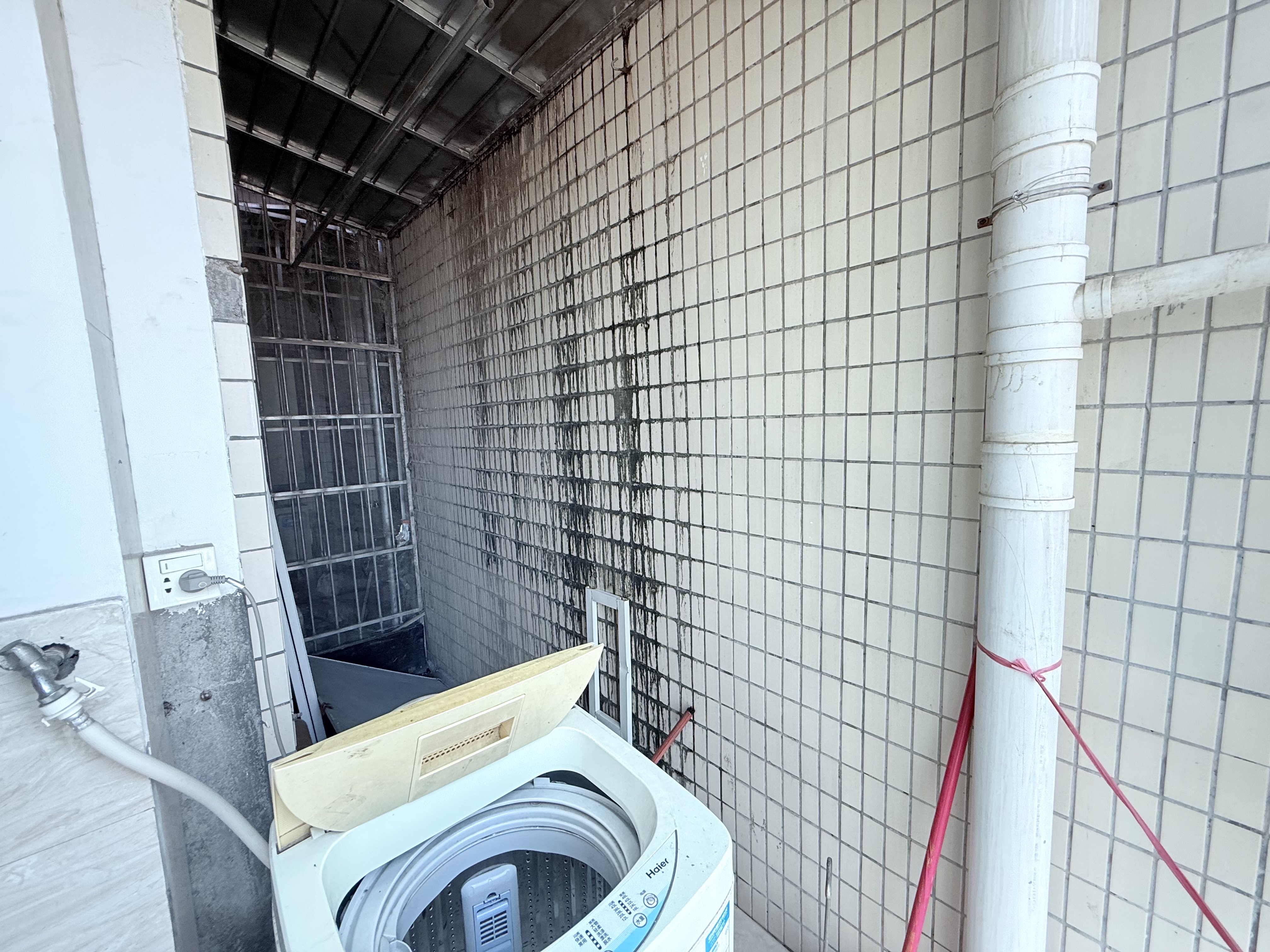 状元弘府  2室2厅1卫   42.80万客厅