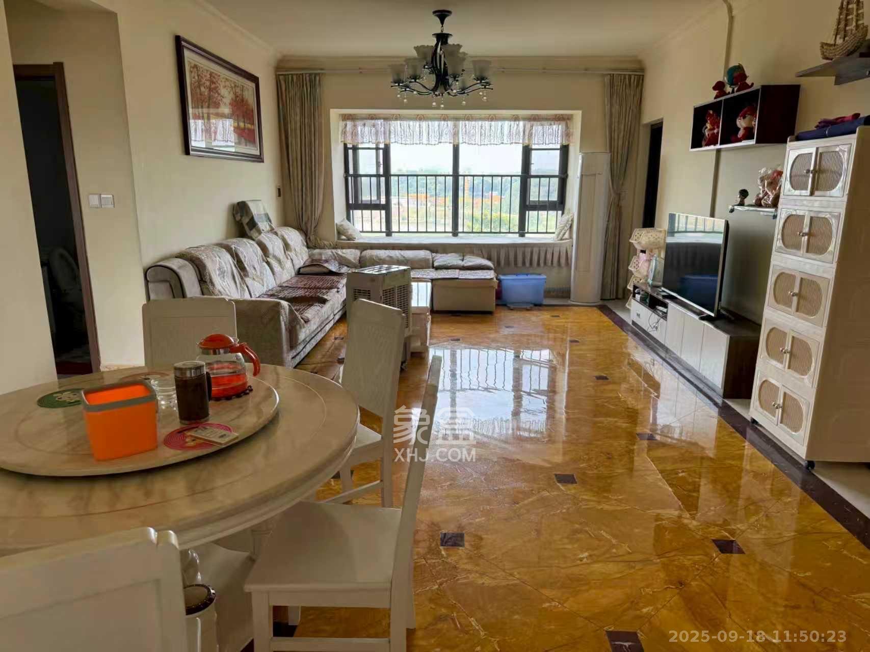 碧桂园威尼斯城 3室2厅2卫 3400.0元/月 碧桂园威尼斯城 3室2厅2卫 3400.0元/月室内图