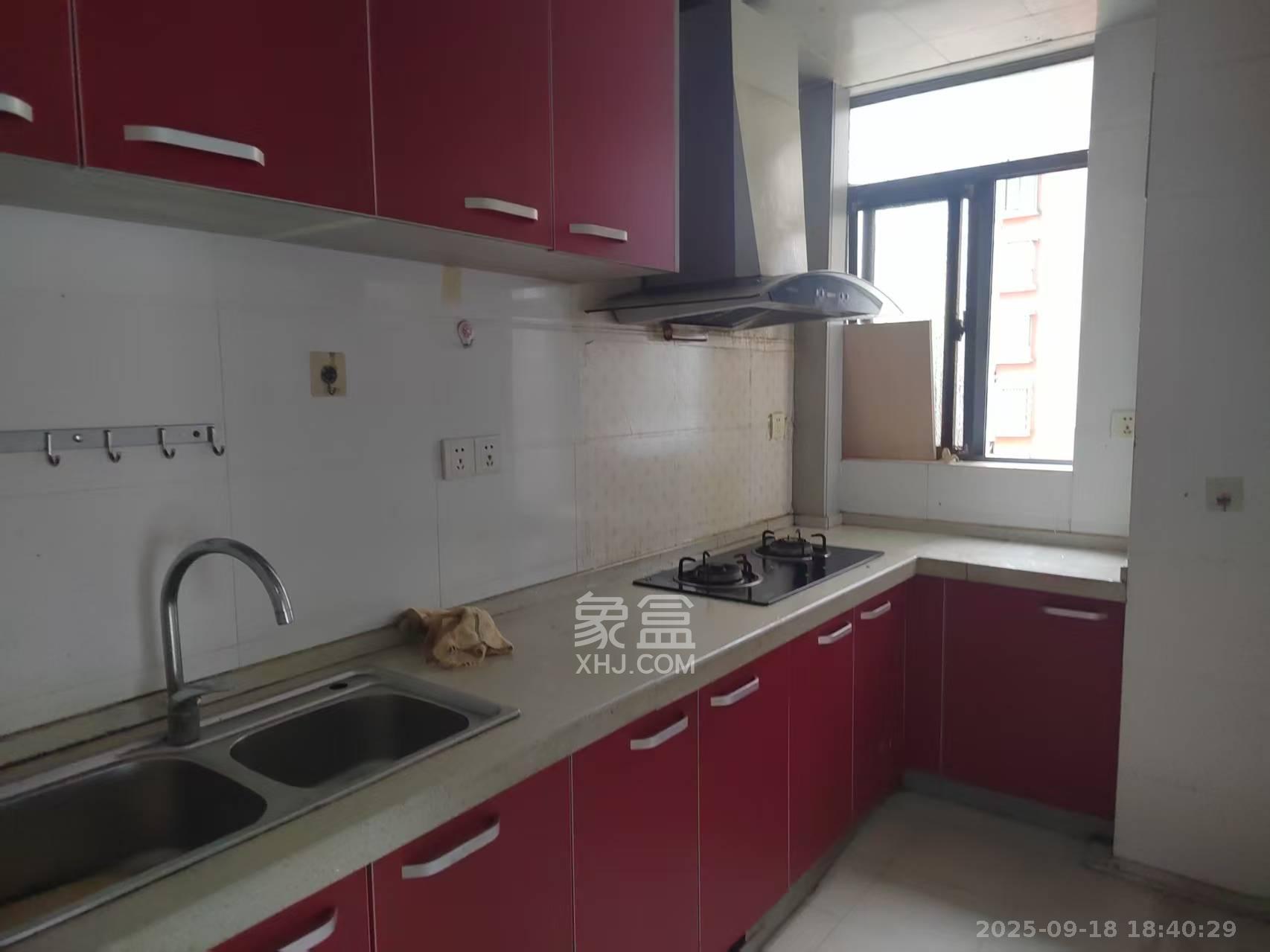 巢之恋 2室2厅1卫 1900.0元/月 巢之恋 2室2厅1卫 1900.0元/月室内图