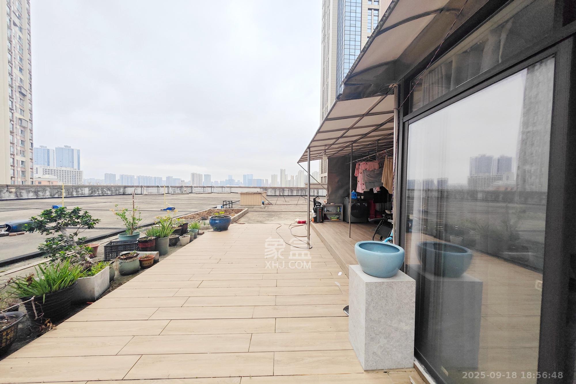 芒果天地(芒果雅苑)  3室2厅1卫    95.8万其他