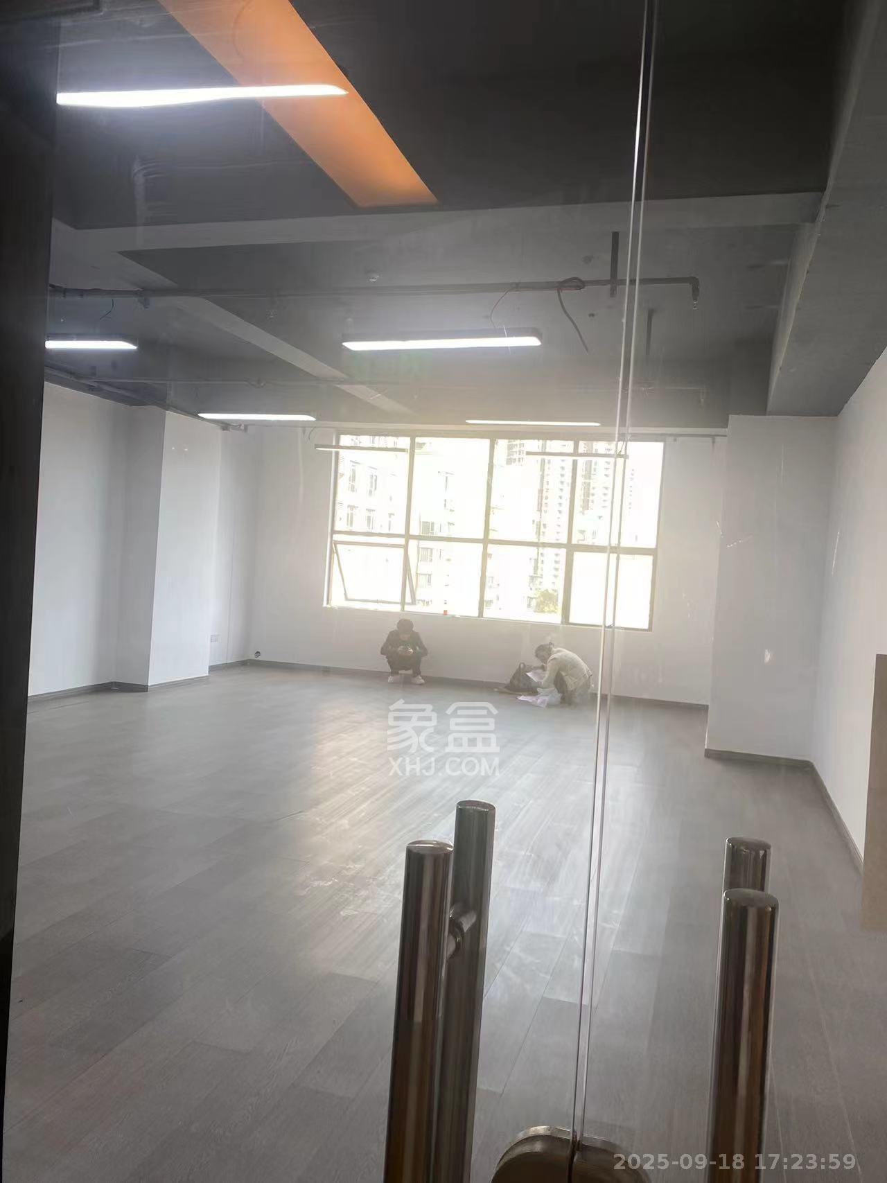 保利麓谷林语I区 1室0厅0卫 6000.0元/月 保利麓谷林语I区 1室0厅0卫 6000.0元/月室内图