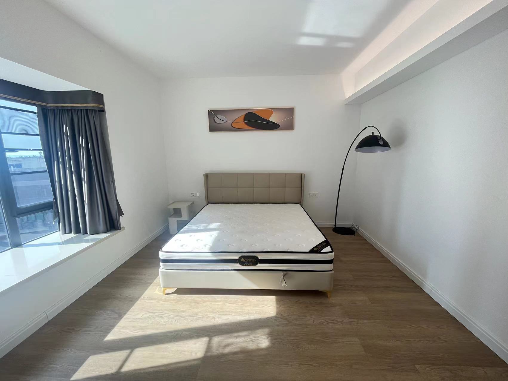 华润中心二期东悦府 4室2厅3卫 7800.0元/月 华润中心二期东悦府 4室2厅3卫 7800.0元/月室内图