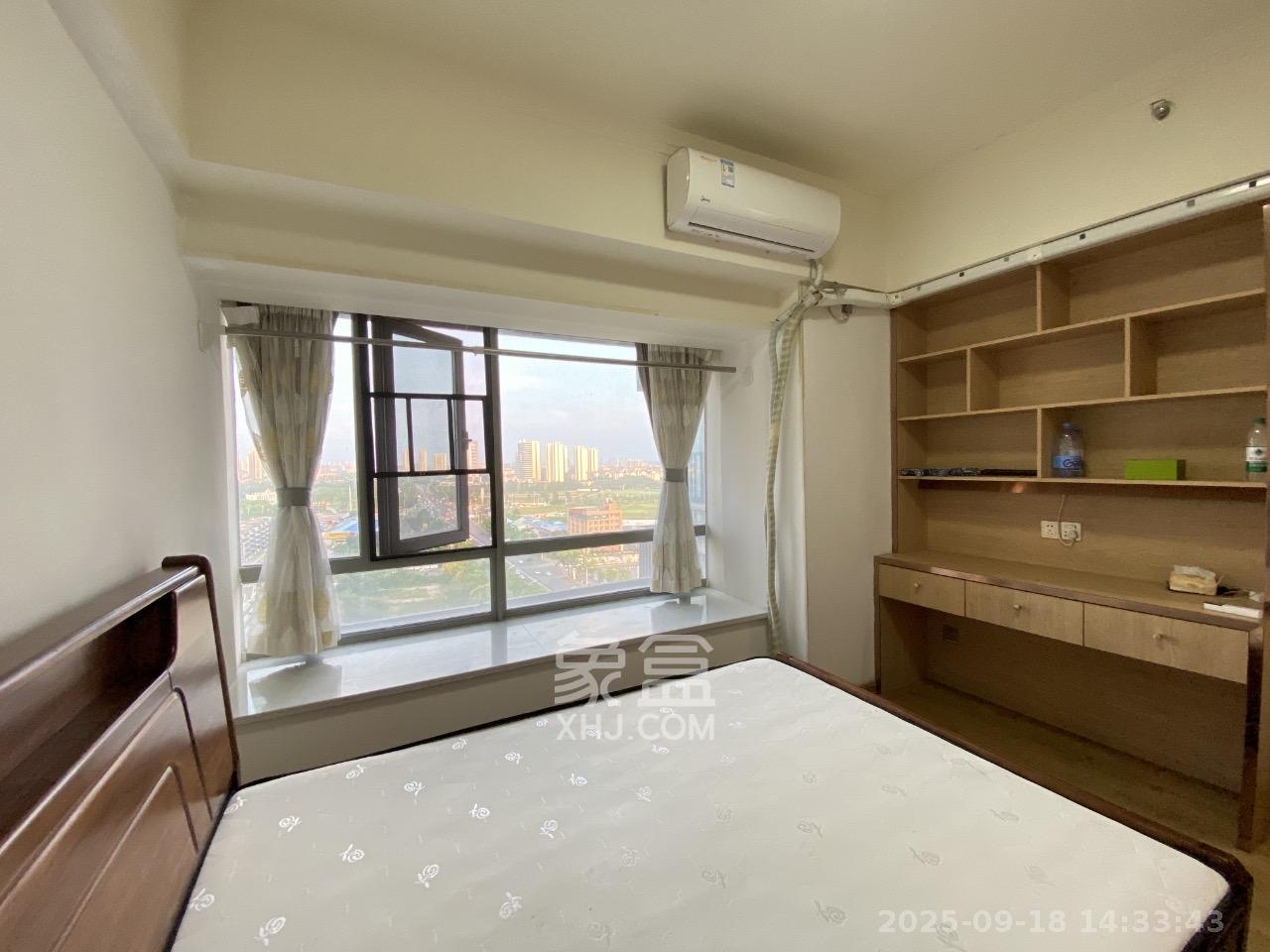 中交广场公寓  1室1厅1卫    1800.0元/月室内图