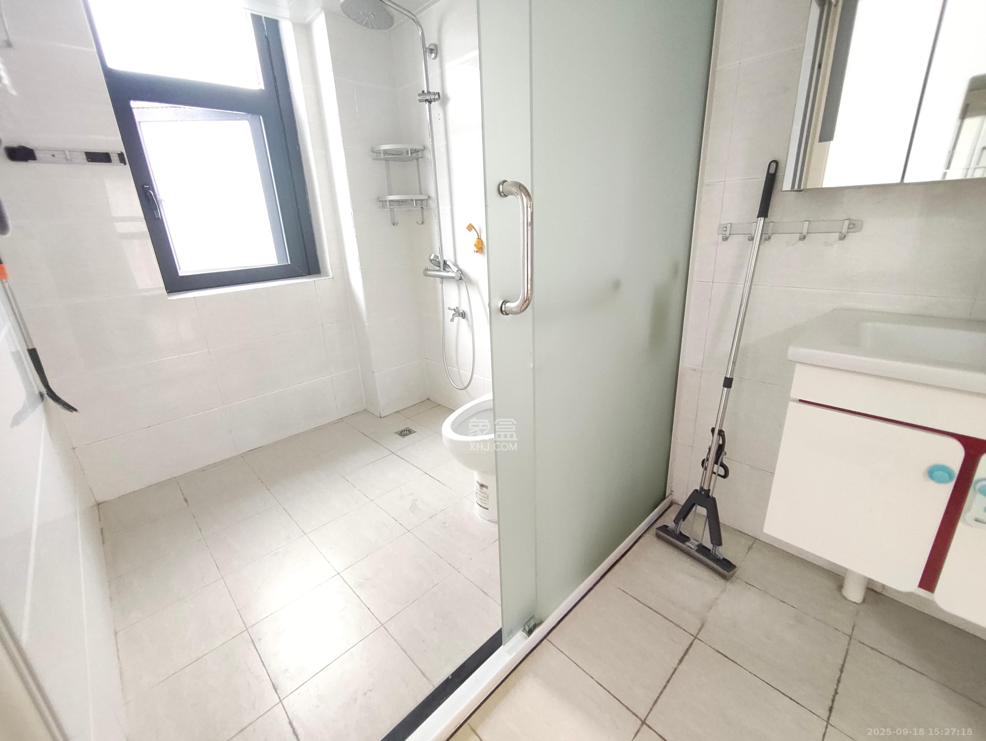 COCO蜜城 3室1厅1卫 2800.0元/月 COCO蜜城 3室1厅1卫 2800.0元/月室内图