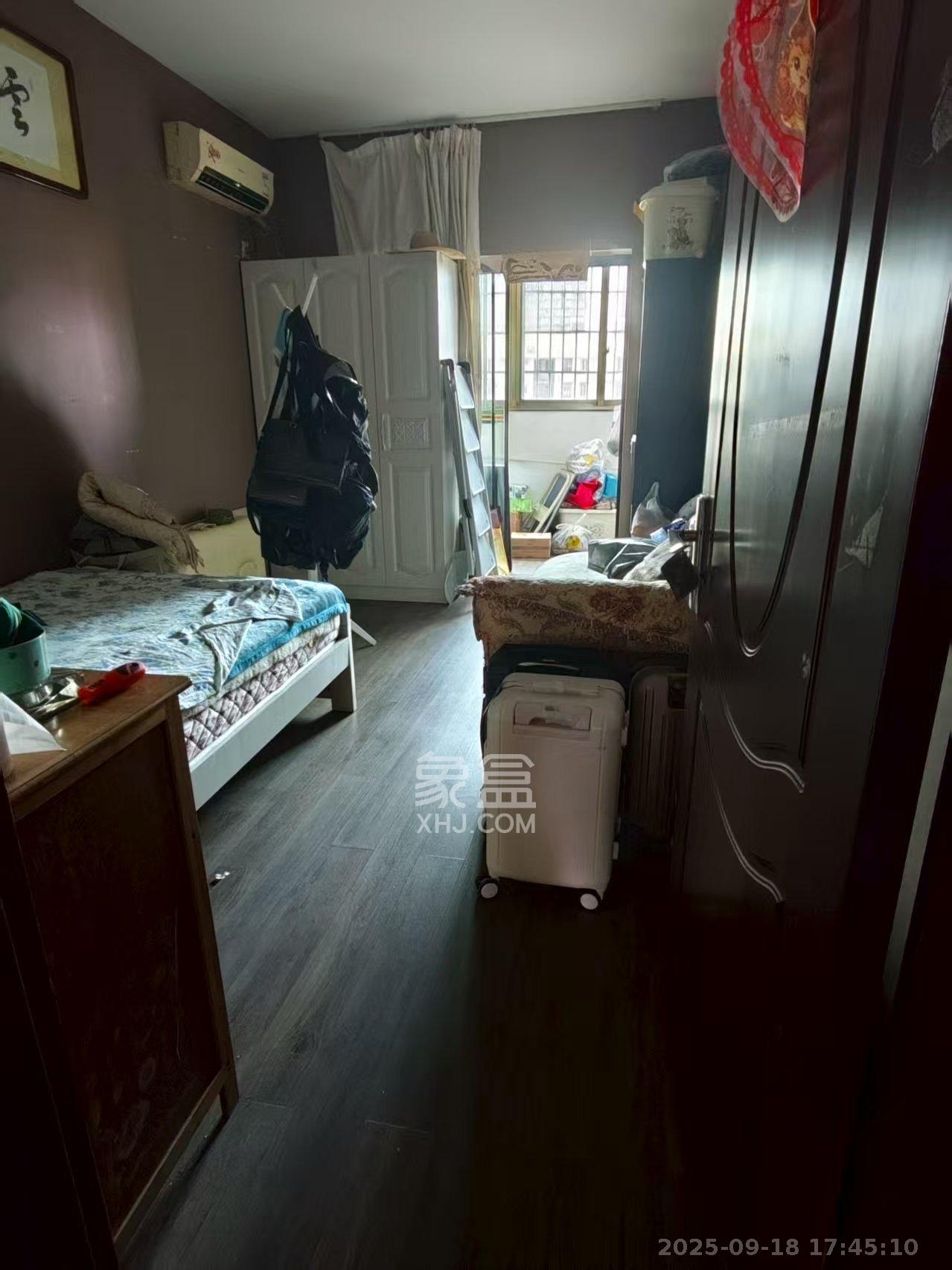 金盛园 3室2厅2卫 1800.0元/月 金盛园 3室2厅2卫 1800.0元/月室内图