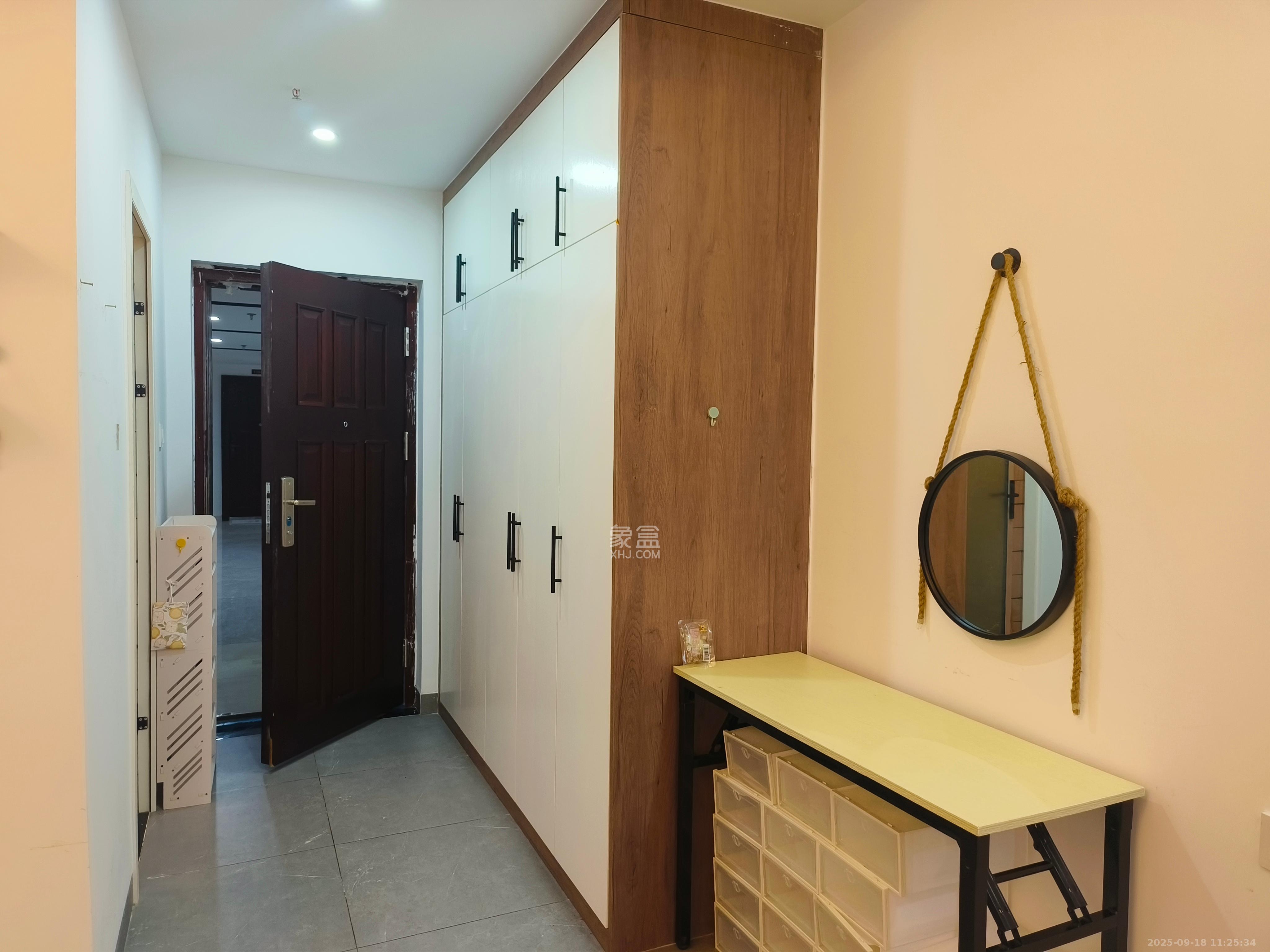 明发国际城 1室1厅1卫 1400.0元/月 明发国际城 1室1厅1卫 1400.0元/月室内图