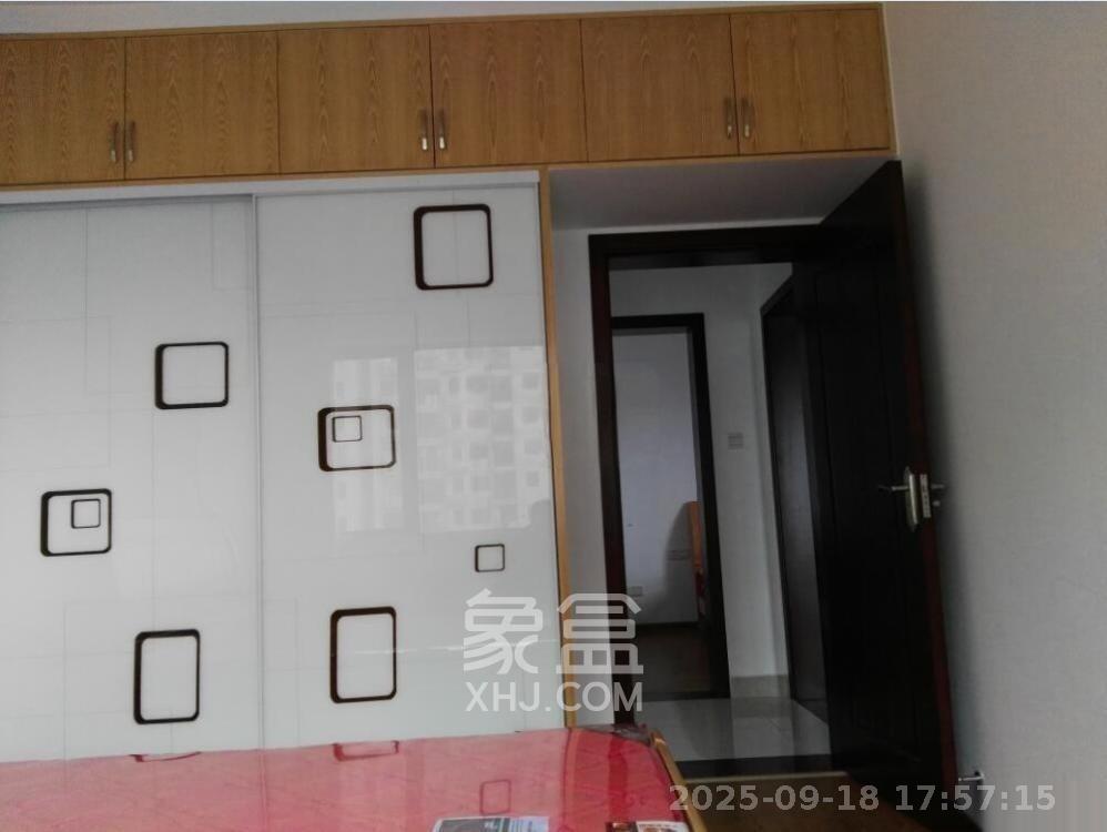 钰龙天下二期(钰龙佳园) 3室2厅2卫 3000.0元/月 钰龙天下二期(钰龙佳园) 3室2厅2卫 3000.0元/月室内图