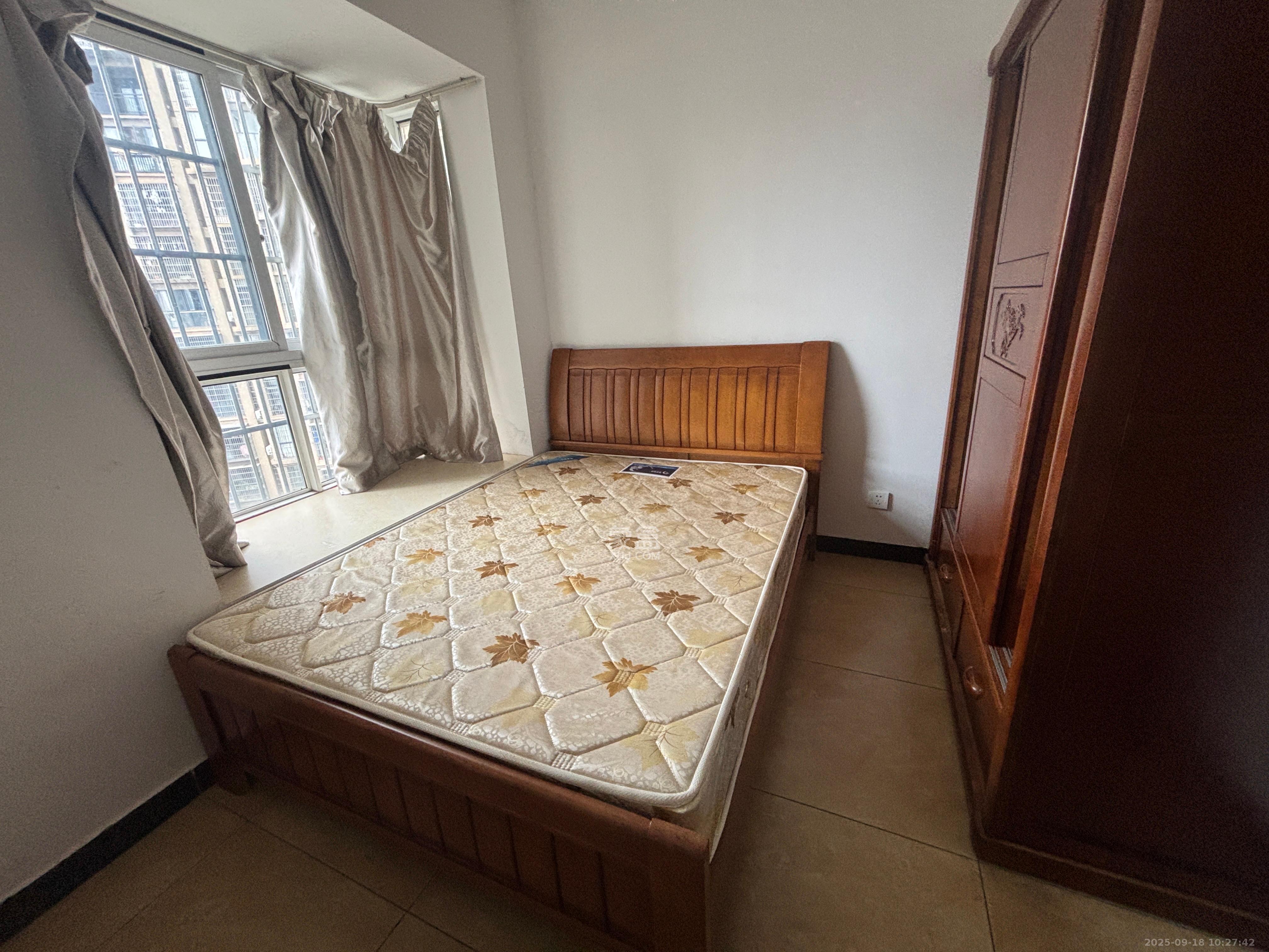 光明城市(星辰青年城) 3室2厅2卫 2000.0元/月 光明城市(星辰青年城) 3室2厅2卫 2000.0元/月室内图