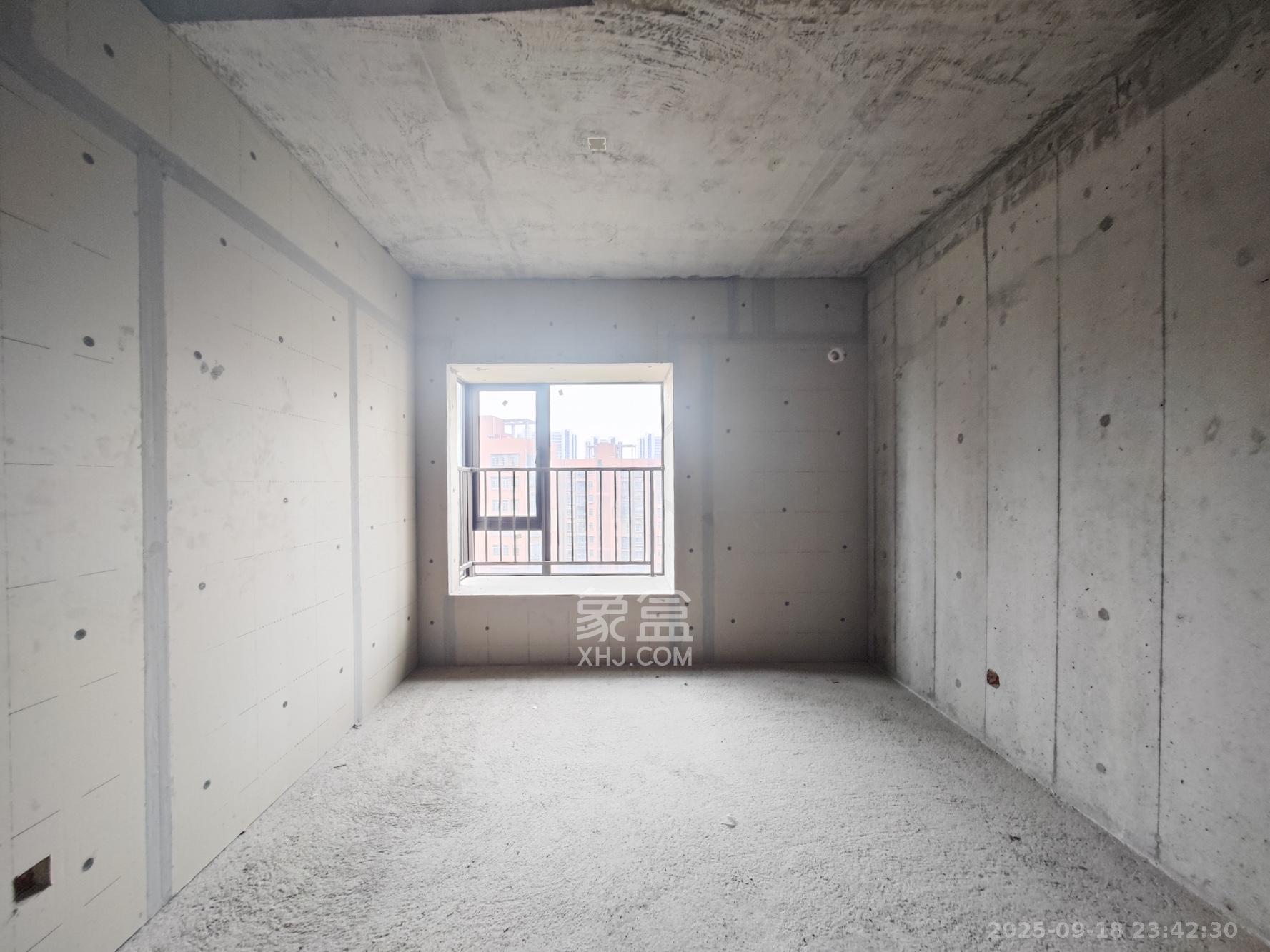 润和翰文府  3室2厅2卫    119.8万卧室