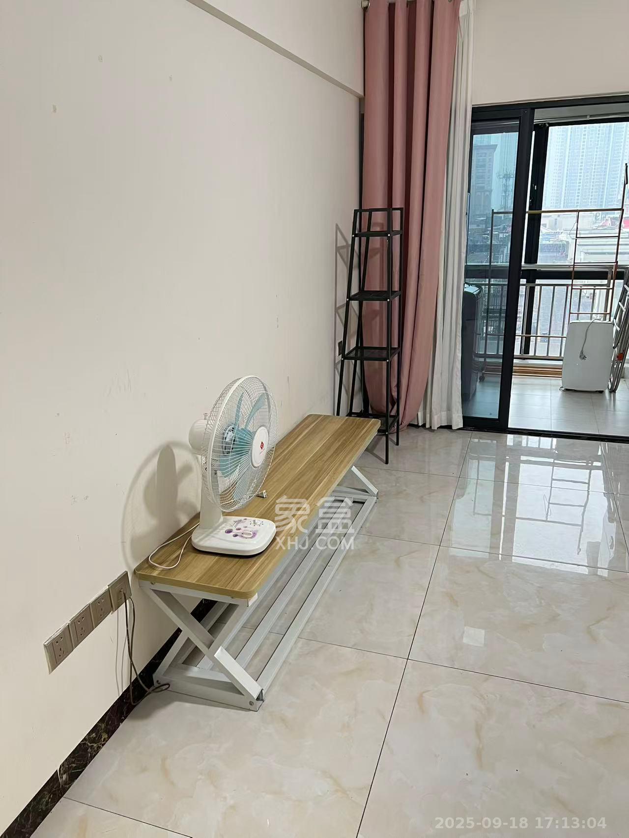 五一钻界 1室1厅1卫 2000.0元/月 五一钻界 1室1厅1卫 2000.0元/月室内图