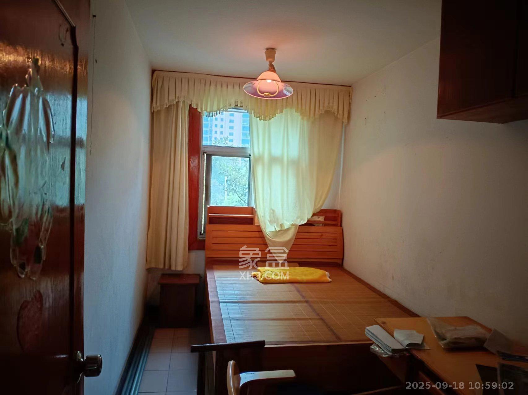 静谧园  2室1厅1卫    1300.0元/月 静谧园  2室1厅1卫    1300.0元/月室内图