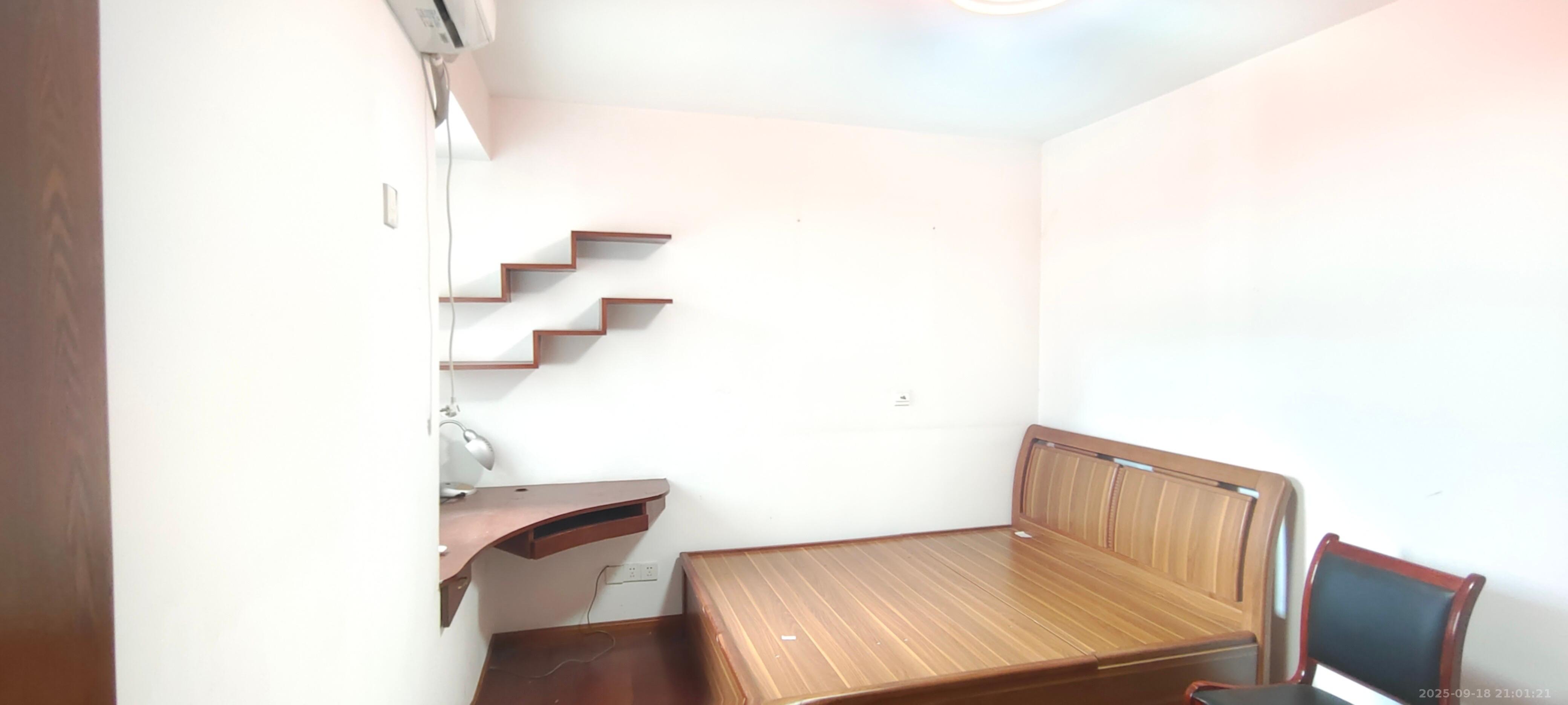 长丰星城 3室2厅2卫 1300.0元/月 长丰星城 3室2厅2卫 1300.0元/月室内图